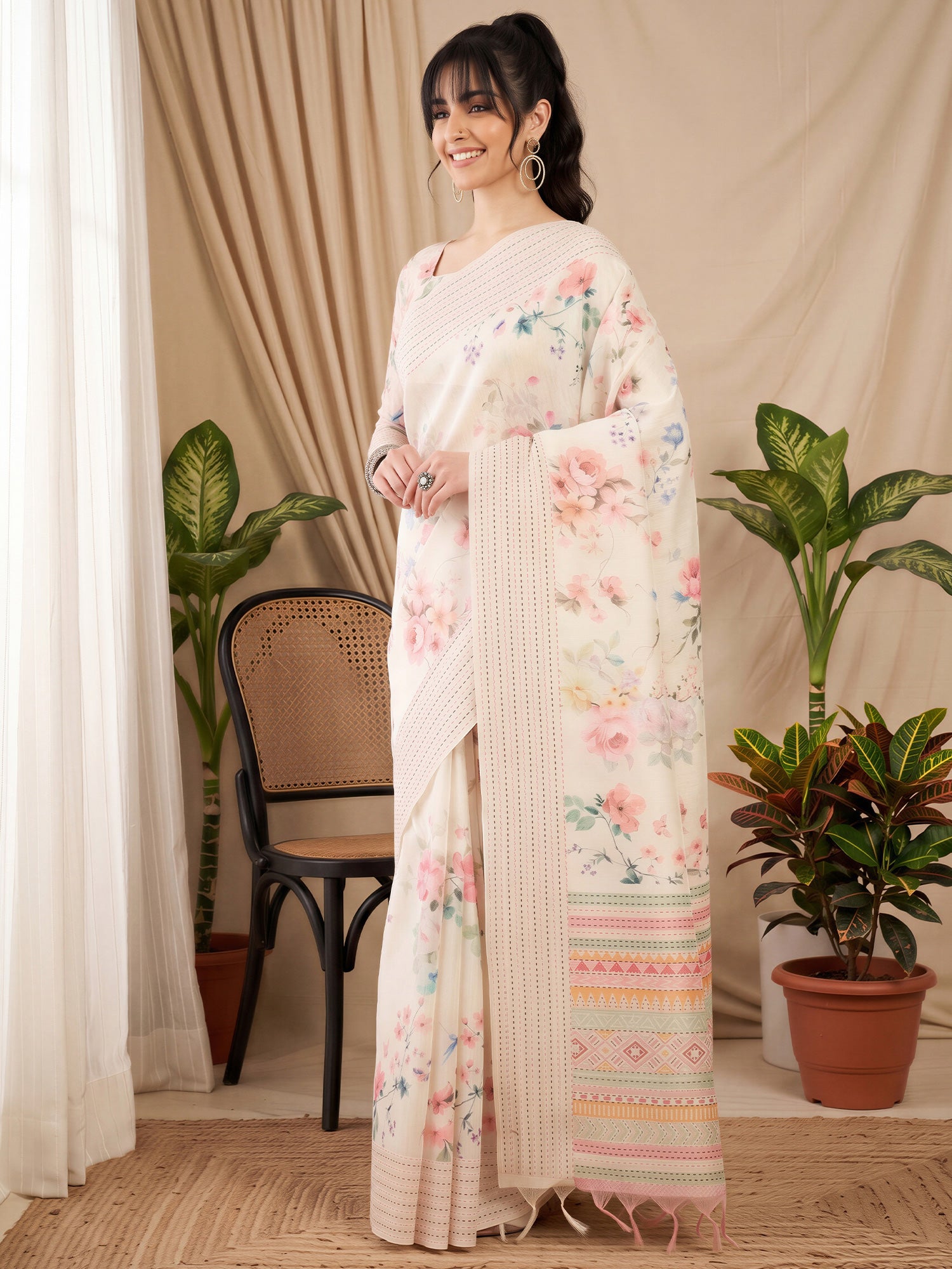 Off White Silk Cotton saree – detail view 2