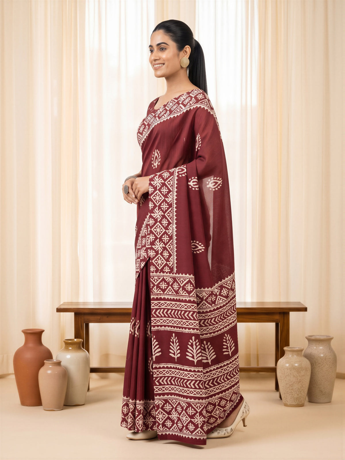 Maroon Cotton Blend saree – detail view 2