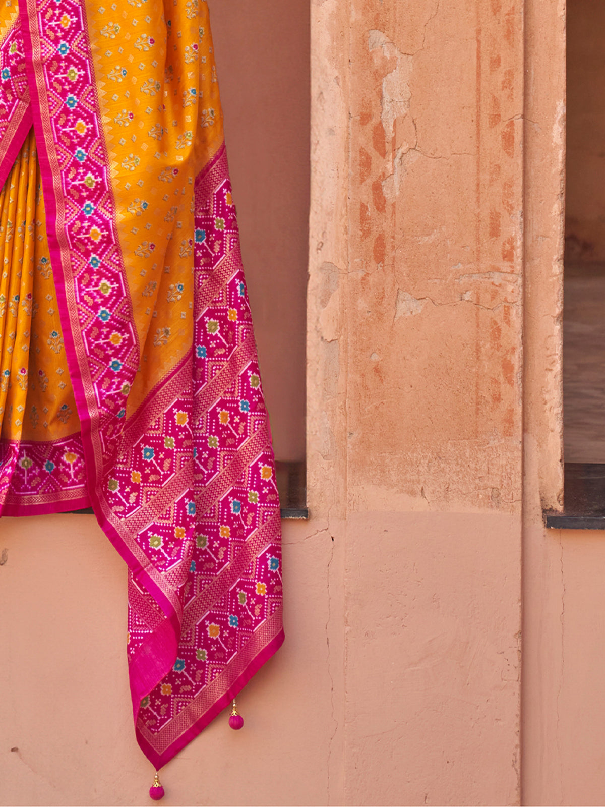 Mustard Silk Blend saree – detail view 4