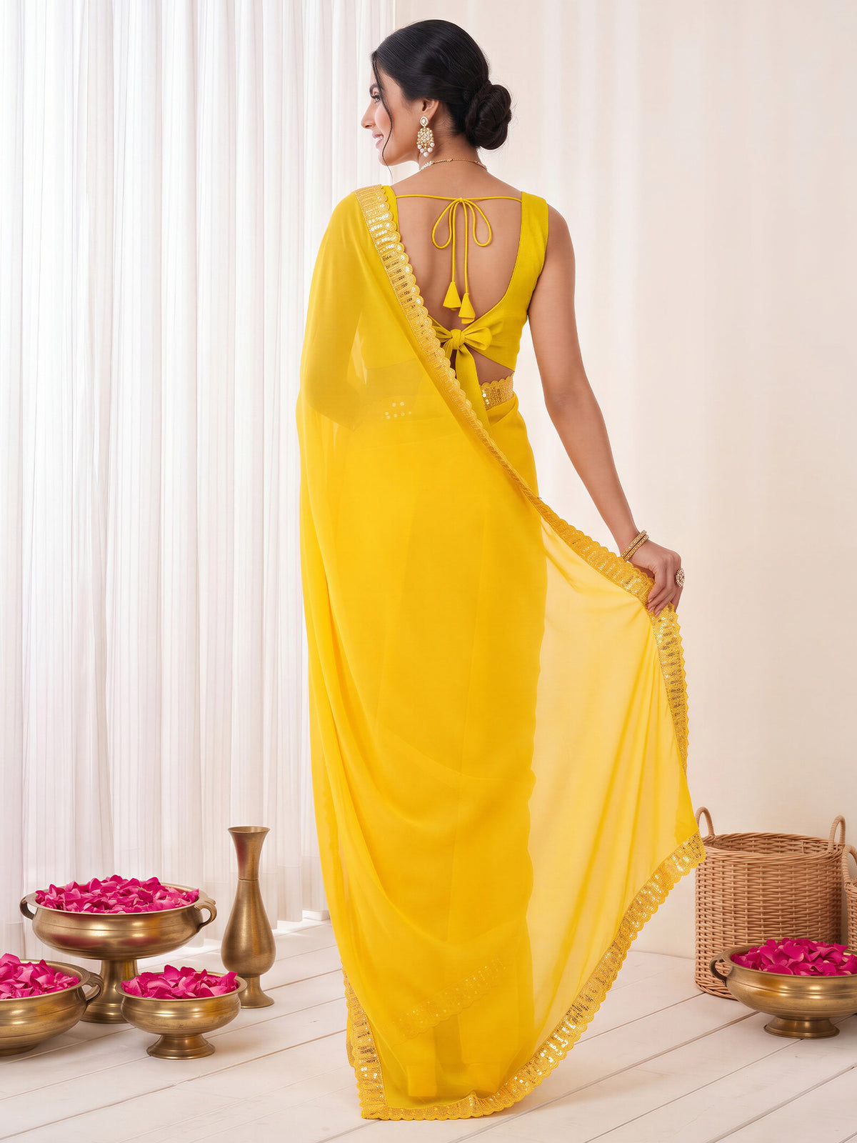 Yellow Georgette saree – detail view 1