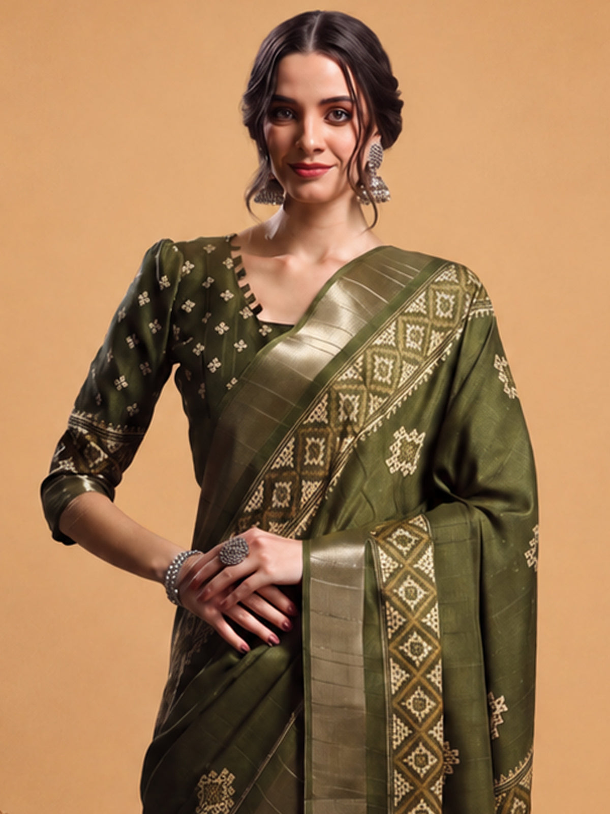 Olive Silk Blend saree – detail view 4