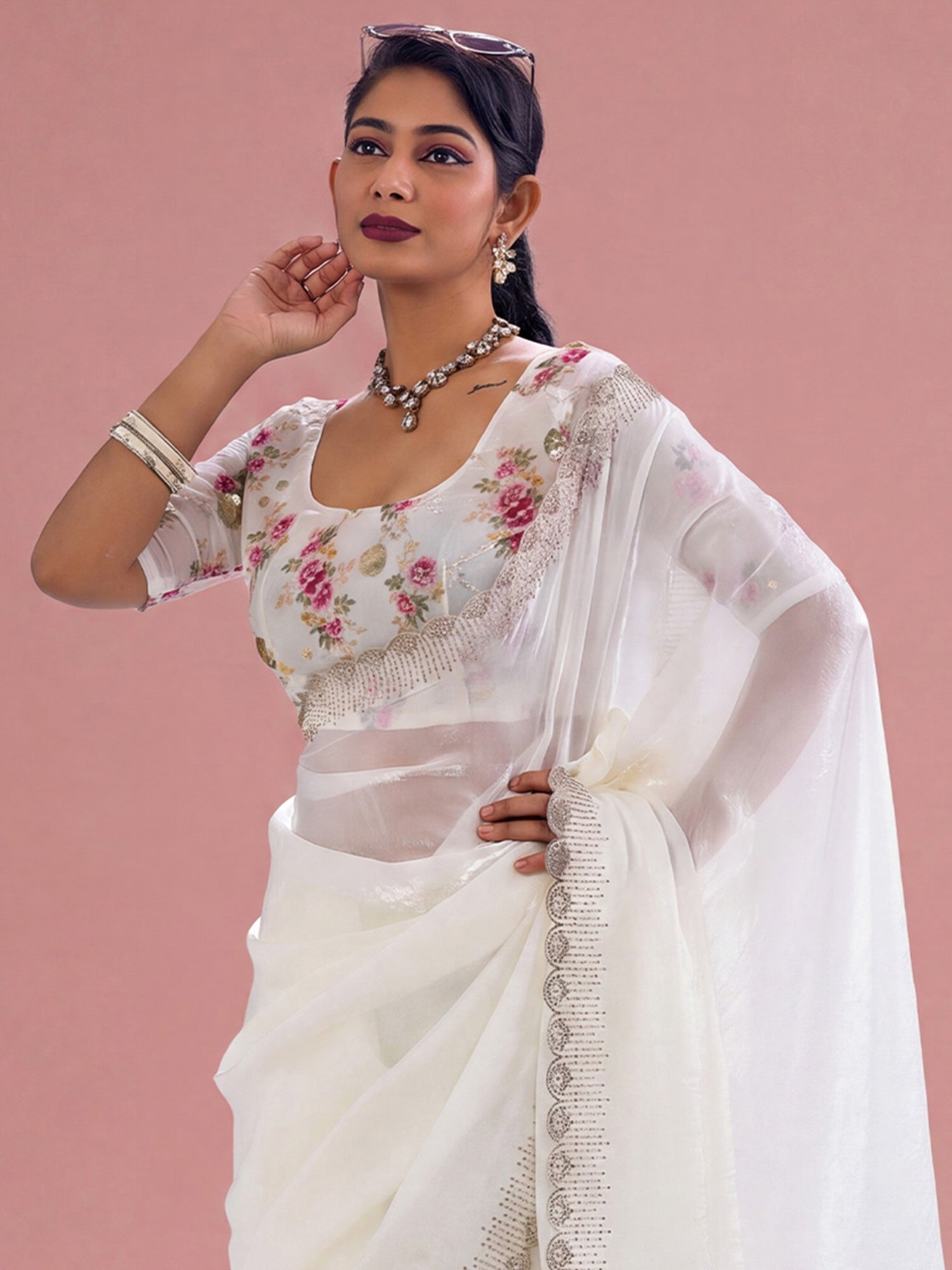 White Silk saree – detail view 4