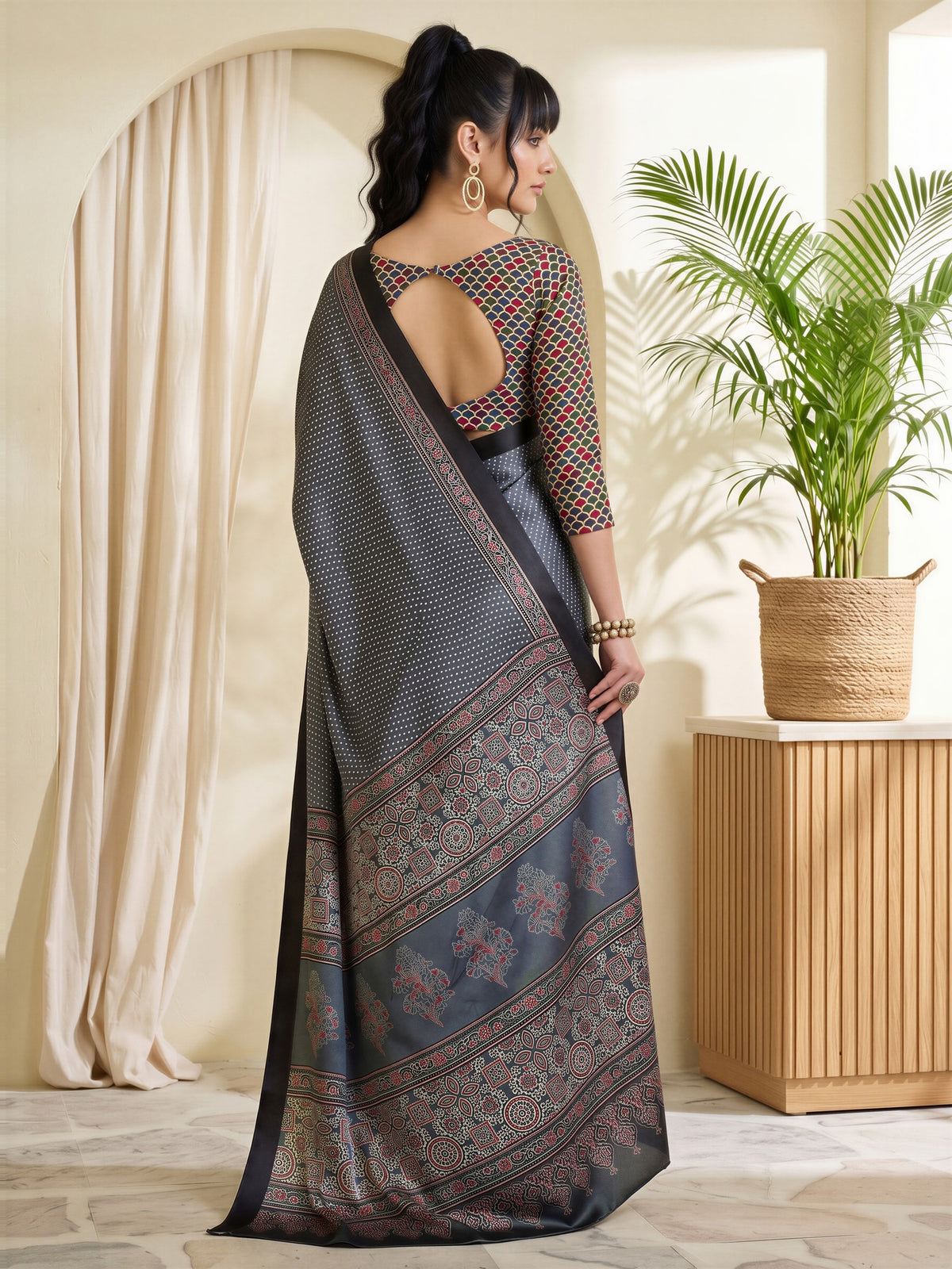 Charcoal Grey Satin saree – detail view 1