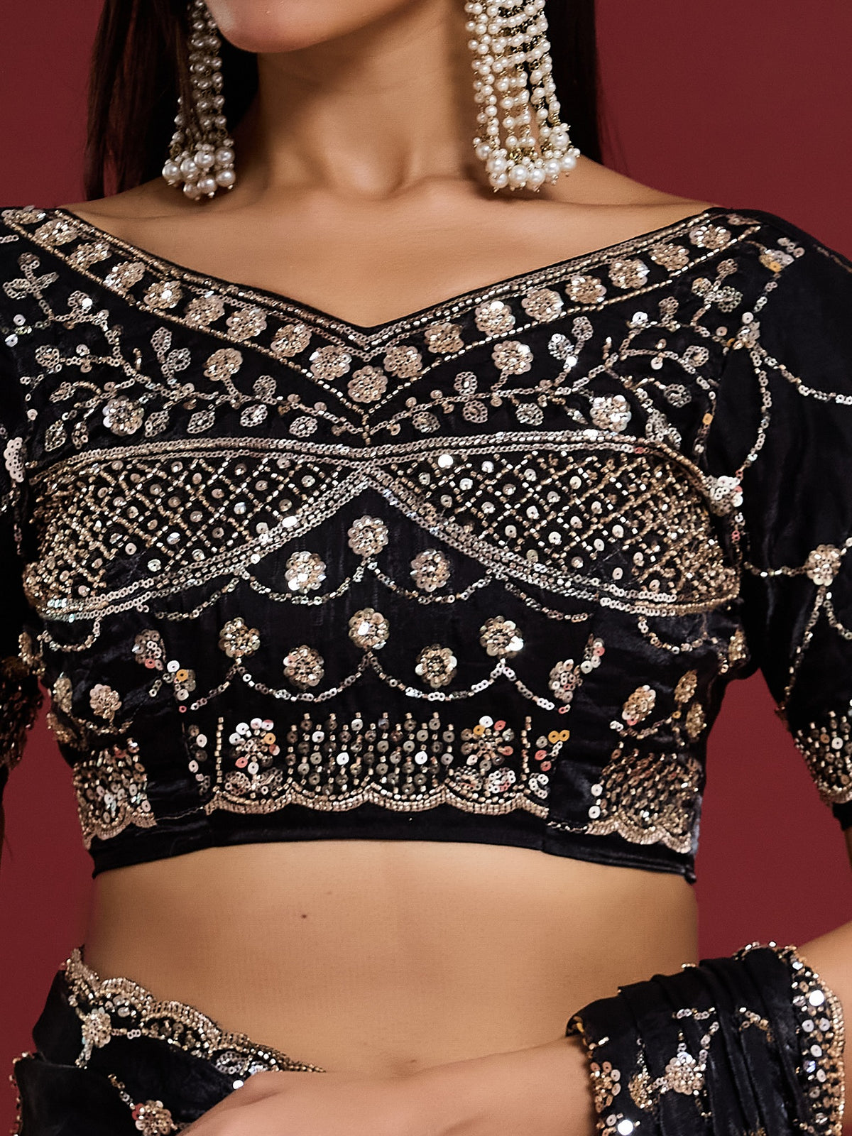 Black Satin saree – detail view 6
