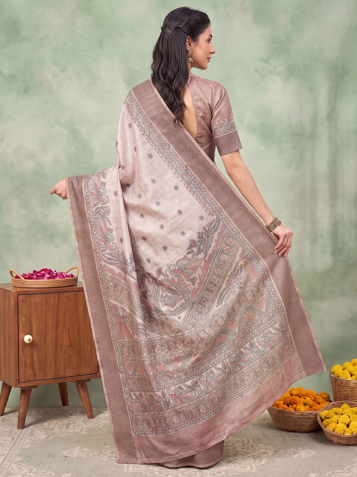 Beige Manipuri Silk saree – detail view 1
