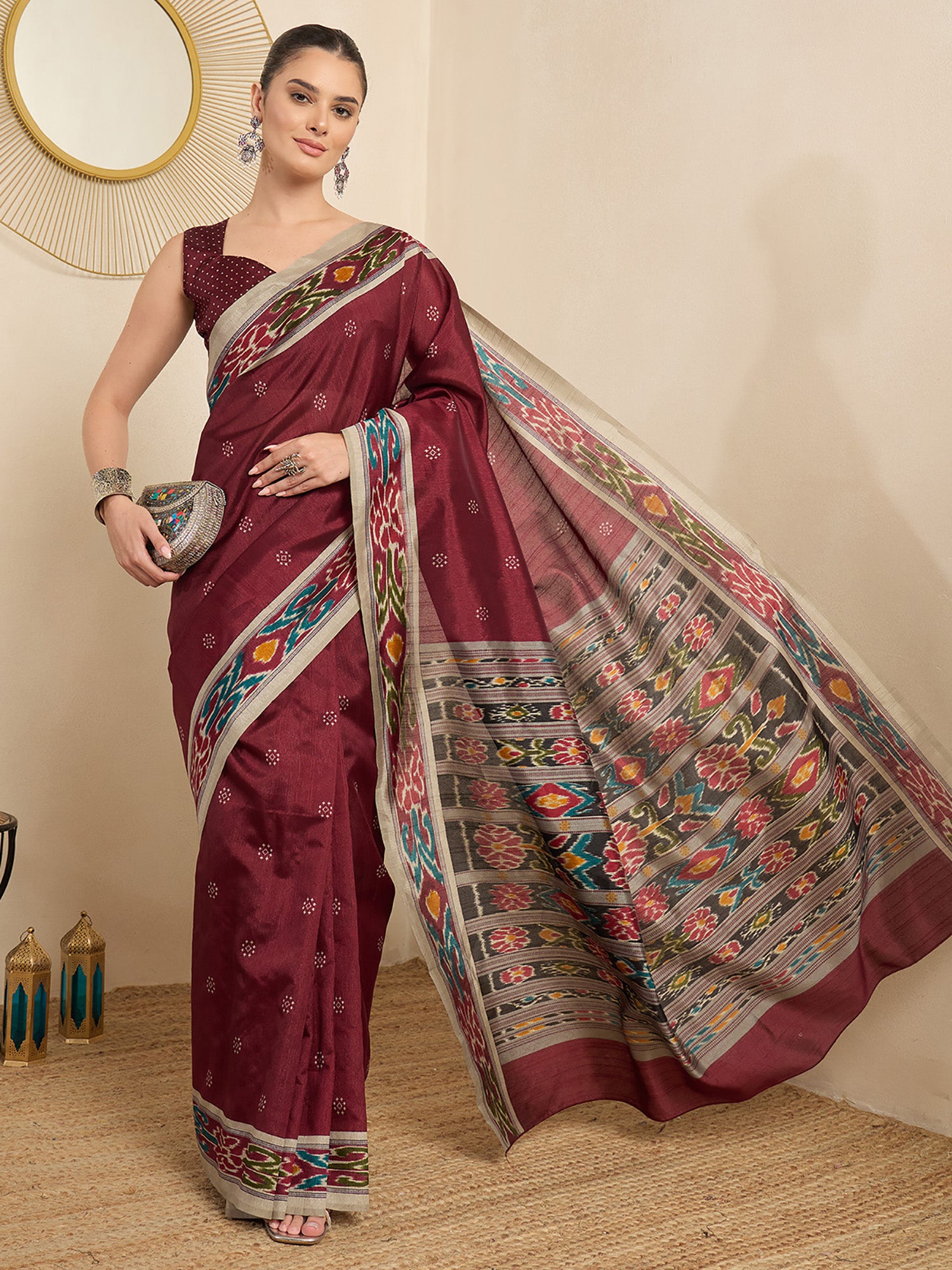 Maroon Bhagalpuri Silk saree – detail view 2