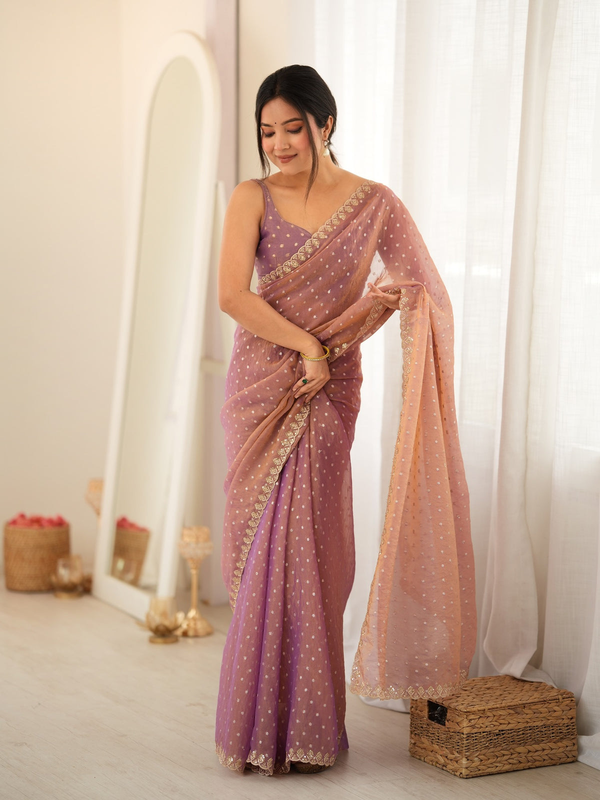Rose Gold Georgette saree – detail view 3