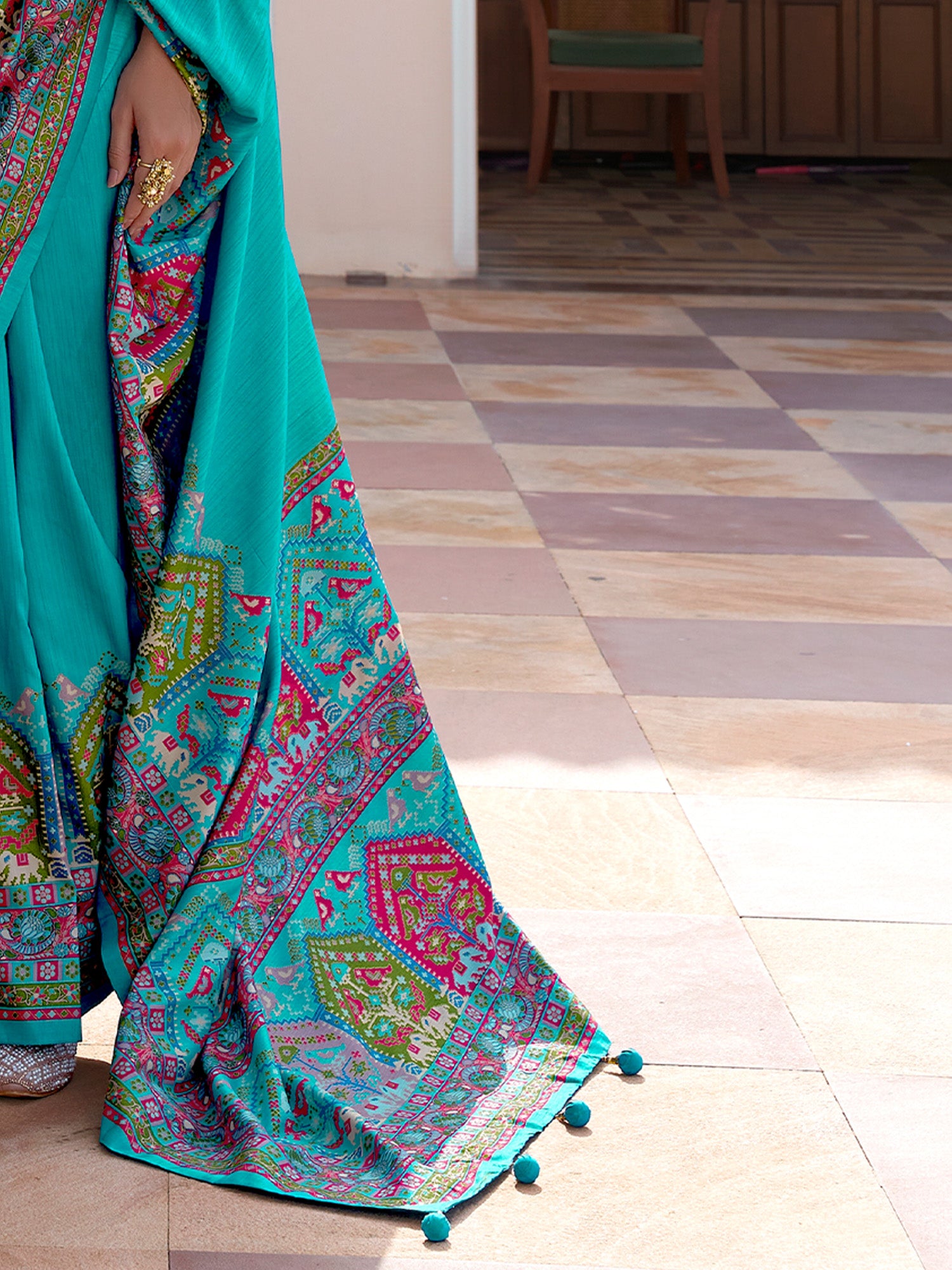 Turquoise Silk Blend saree – detail view 5