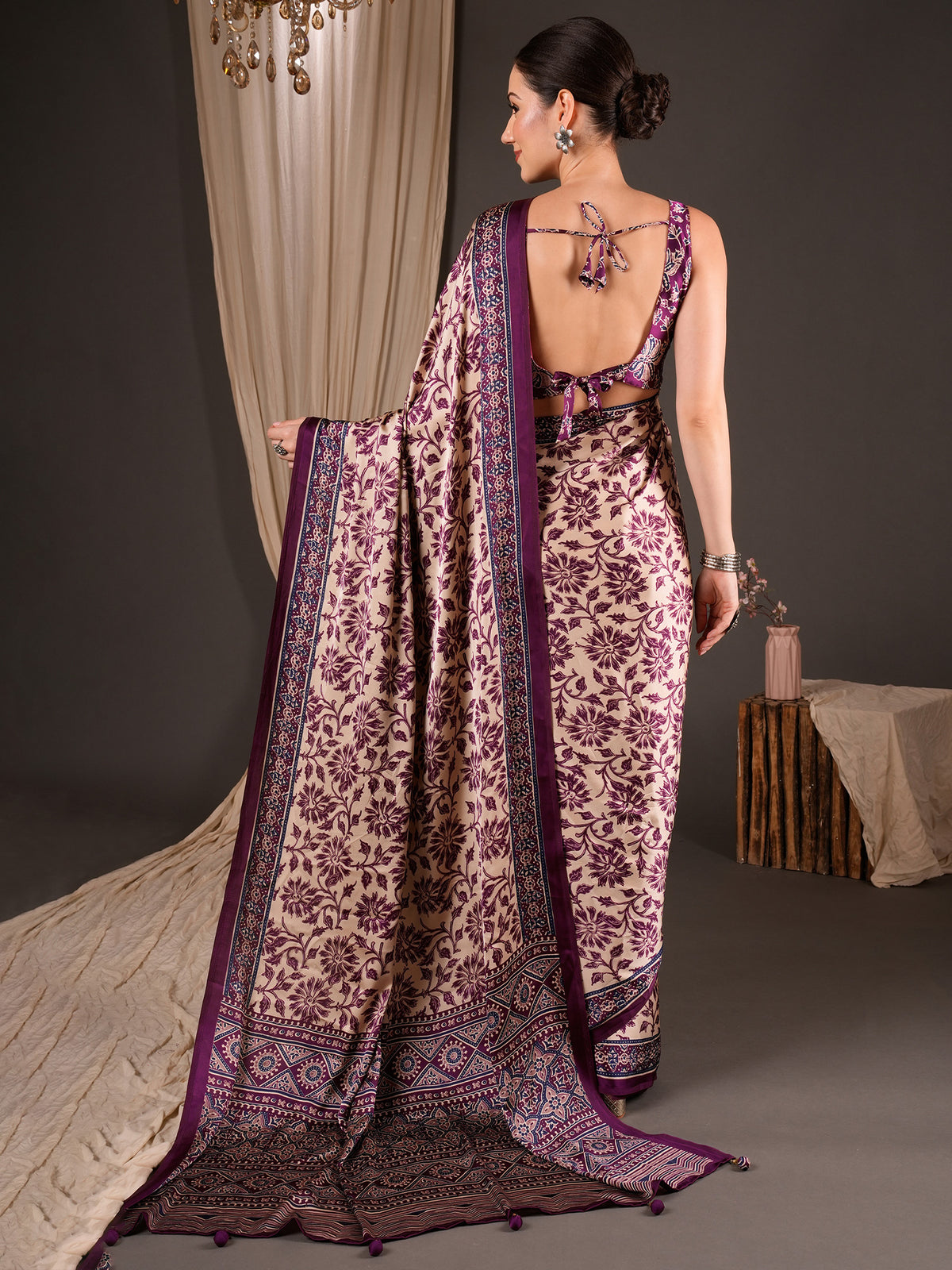 Cream Satin saree – detail view 1