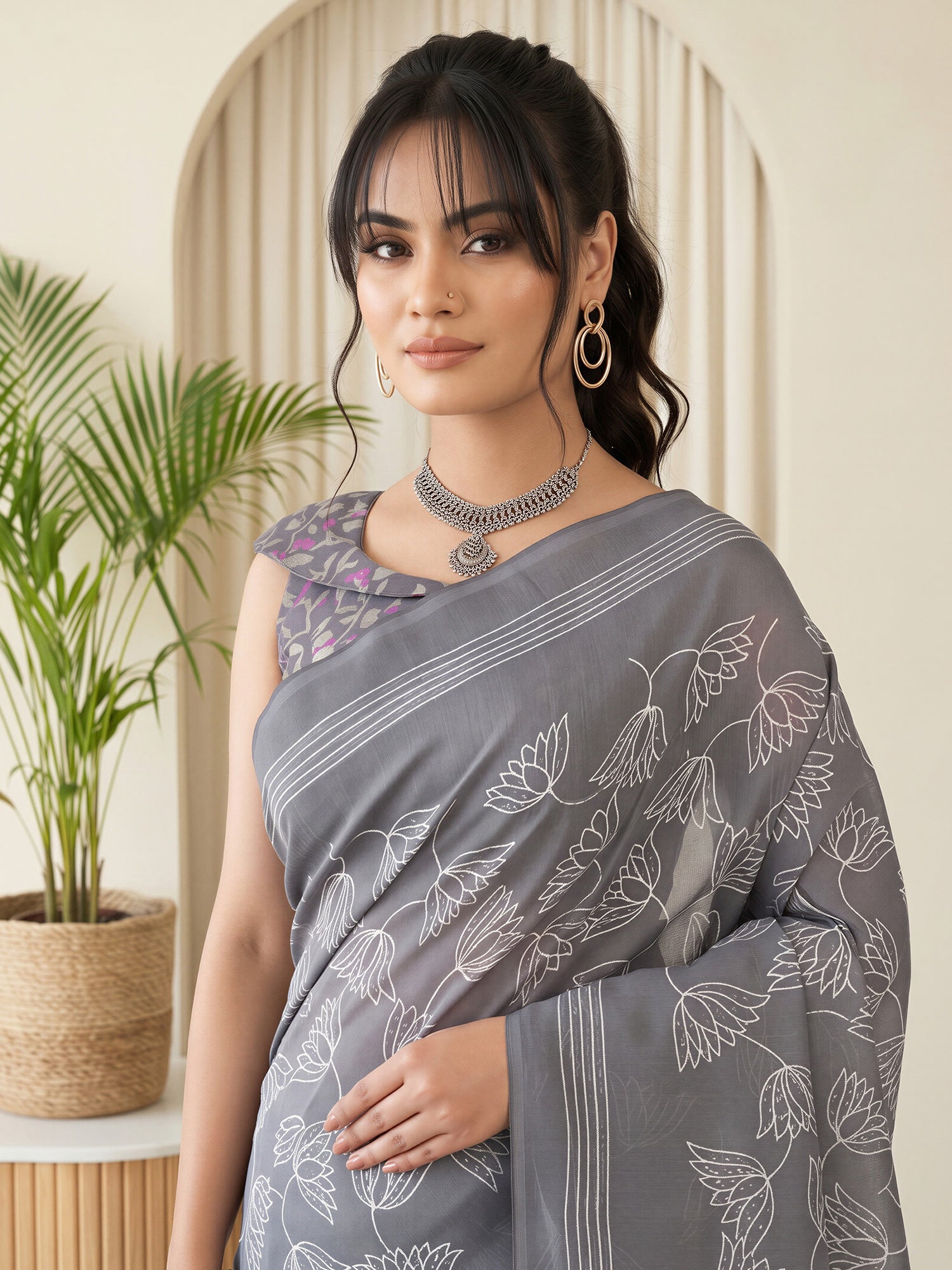 Grey Linen Blend saree – detail view 4
