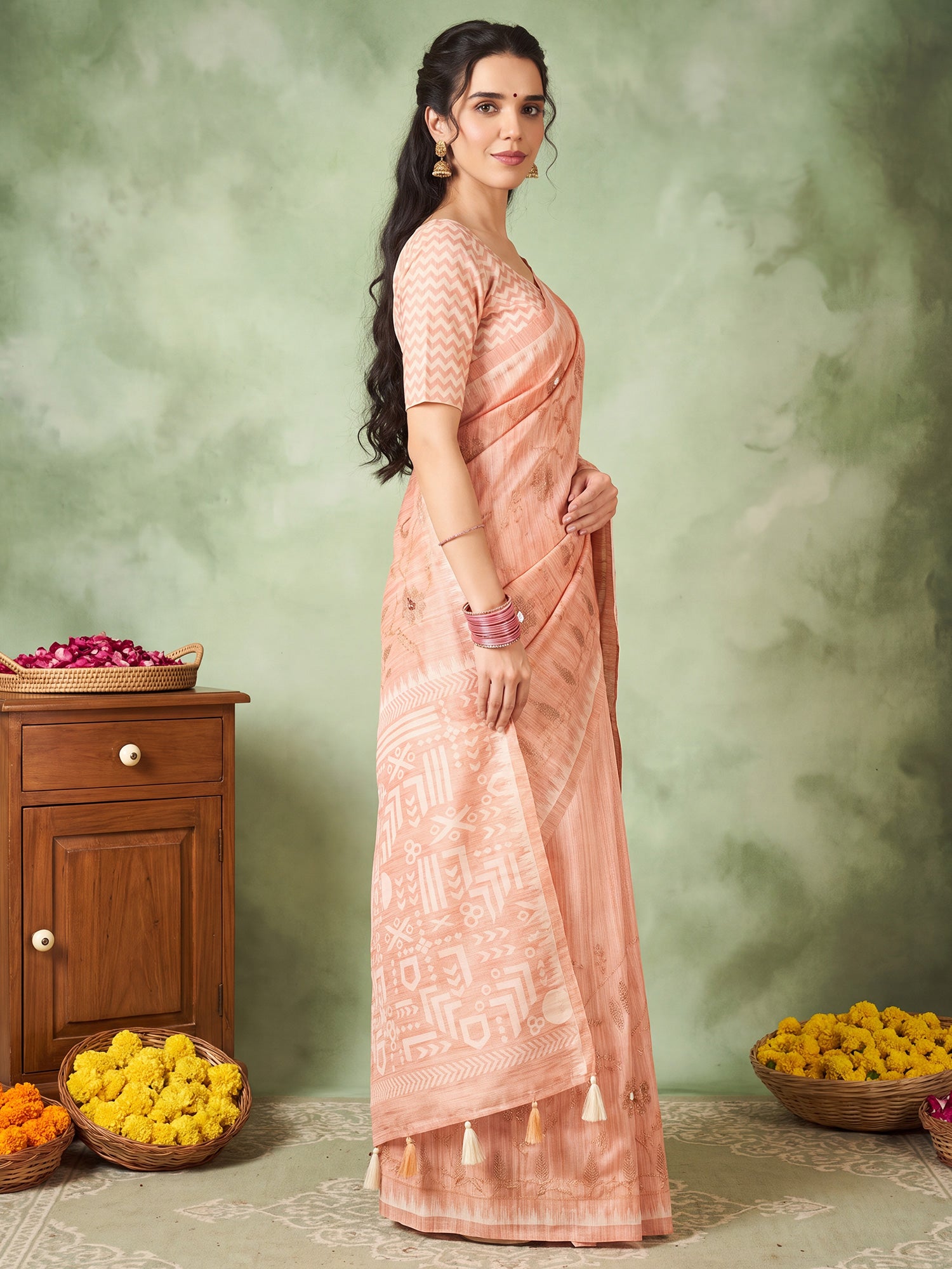 Peach Silk Blend saree – detail view 2