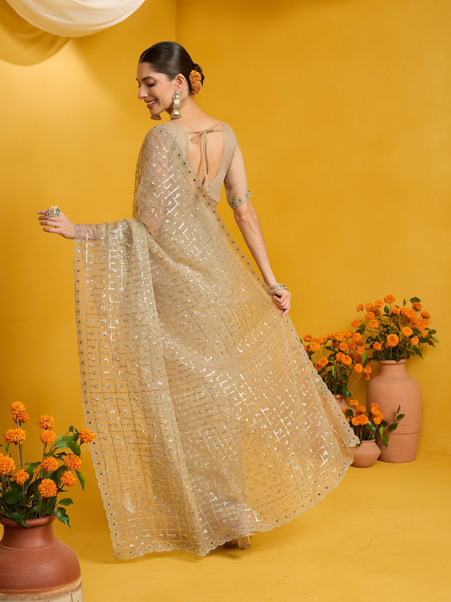 Beige Soft Silk saree – detail view 6