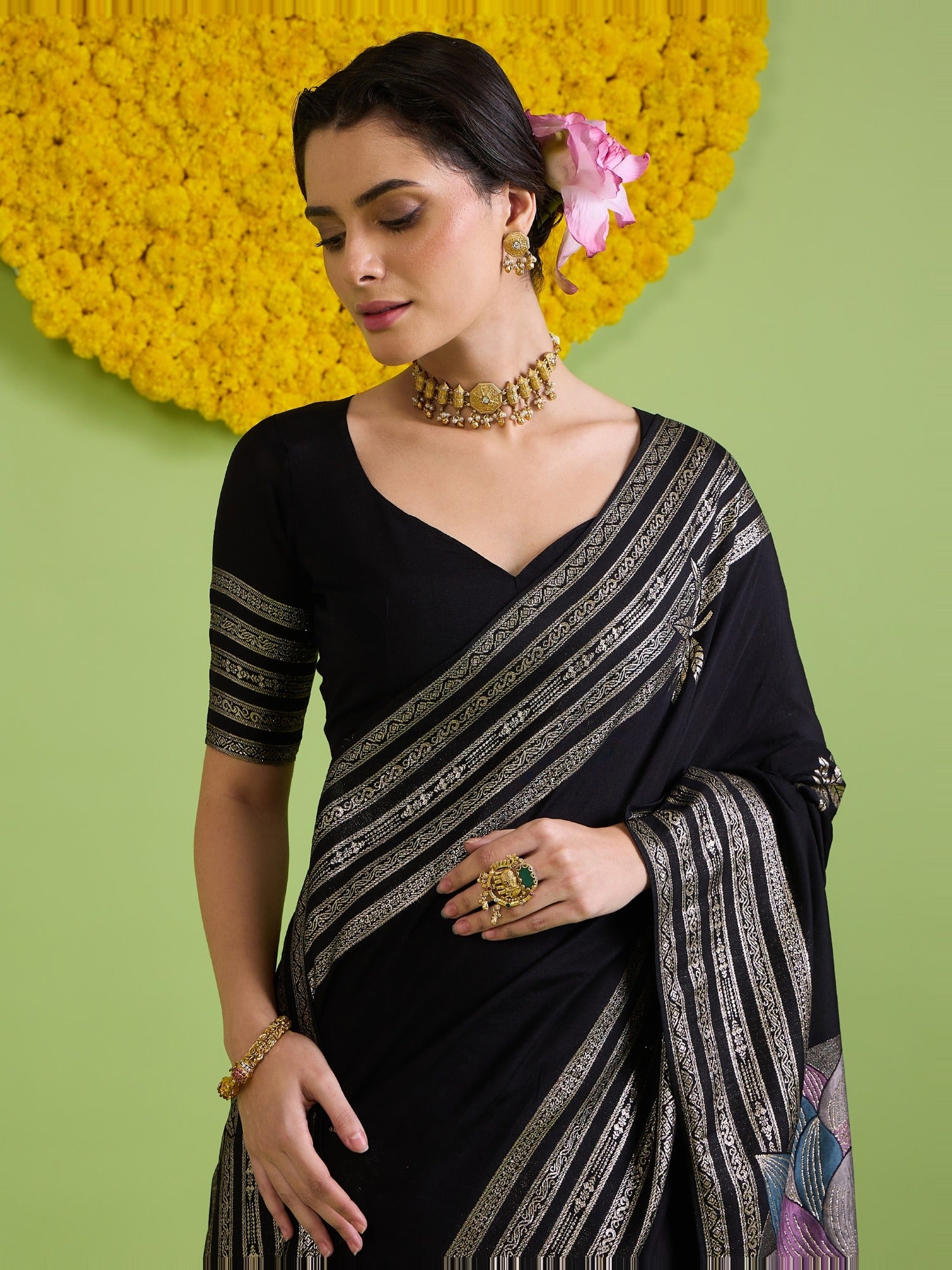 Black Silk Blend saree – detail view 4
