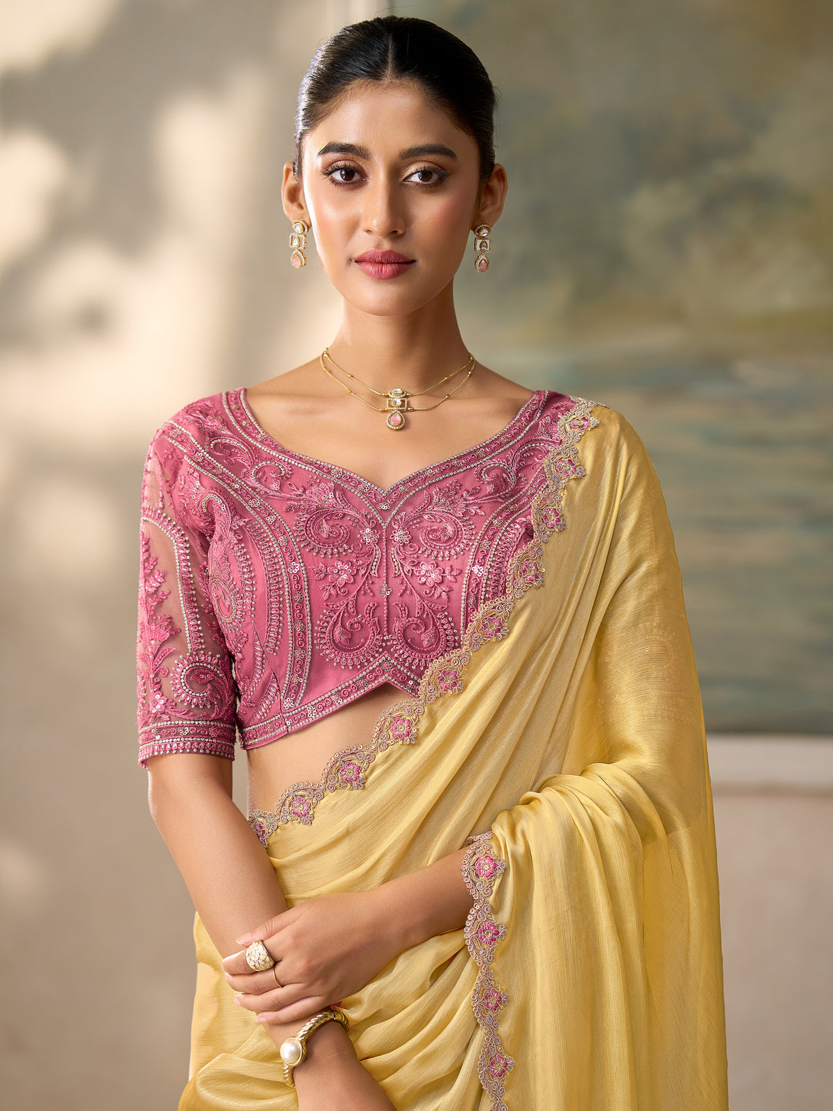 Yellow Chiffon saree – detail view 1
