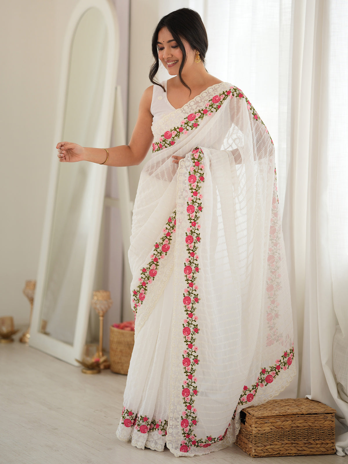 White Georgette saree – detail view 2