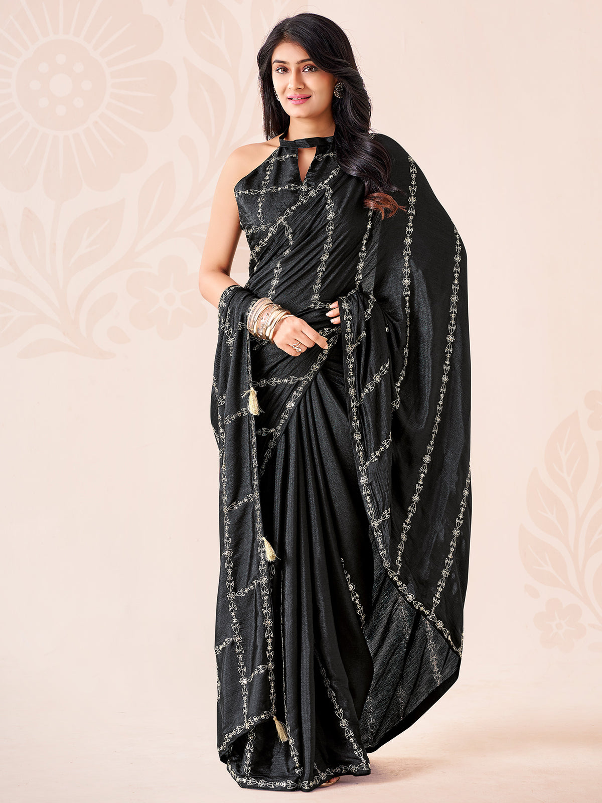 Black Chiffon saree – detail view 1
