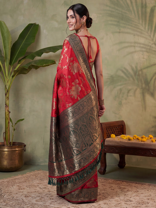 Red Silk Blend saree – detail view 1