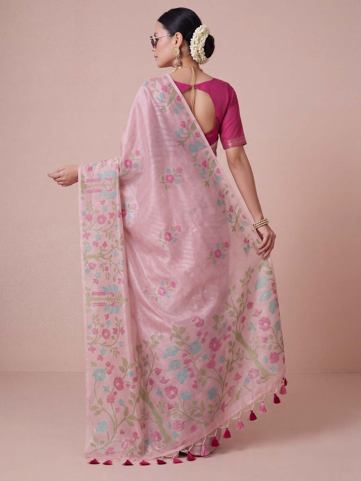 Pink Tissue saree – detail view 1