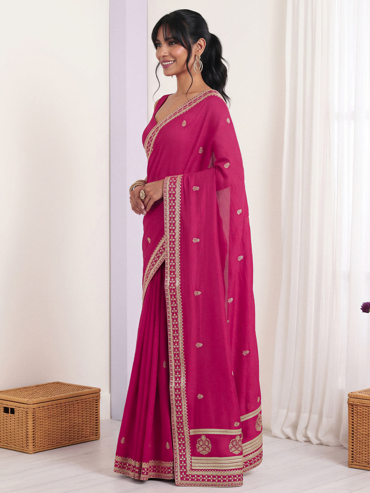 Pink Vichitra Silk saree – detail view 2