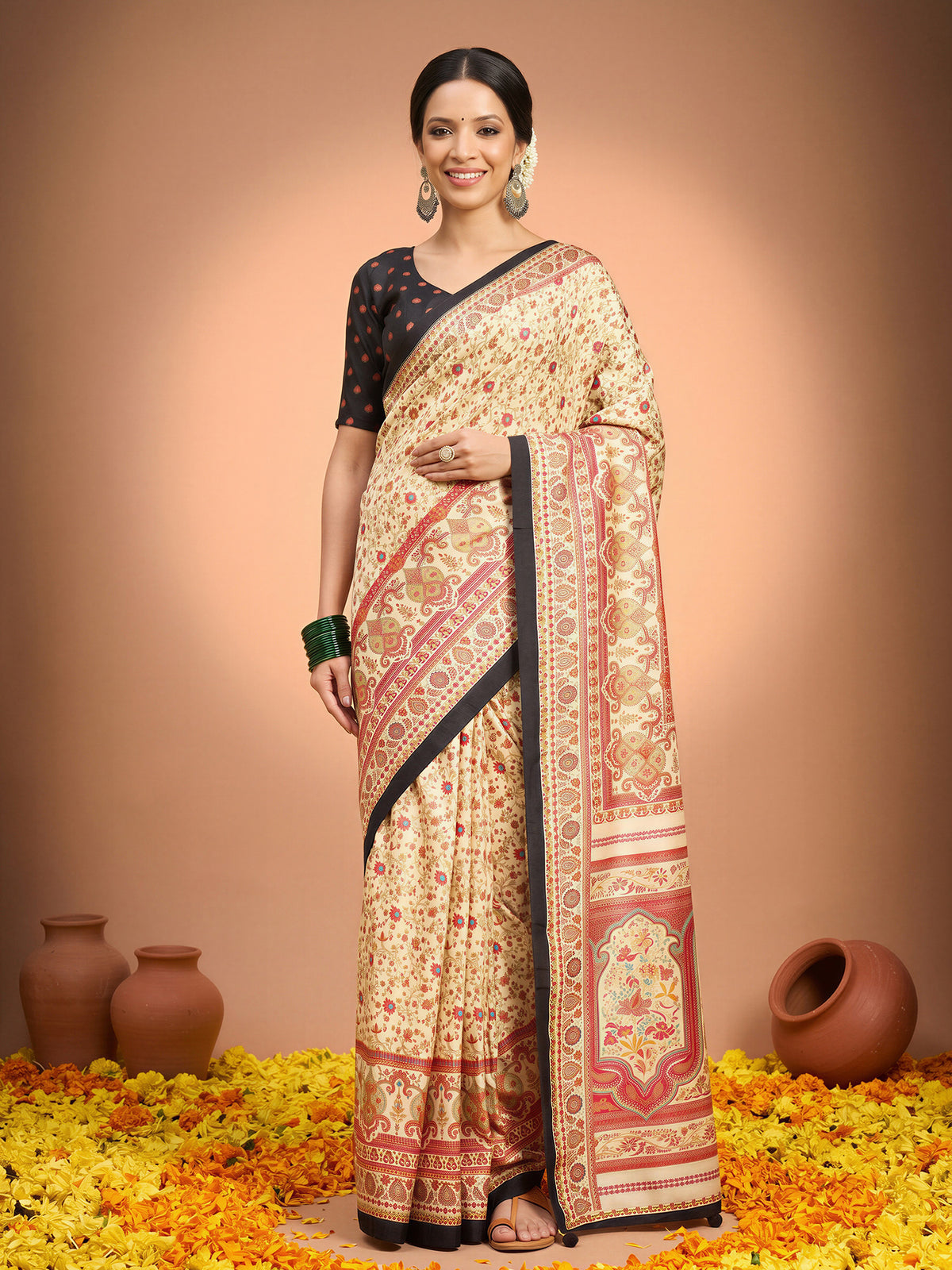 Cream Silk Blend saree – detail view 3