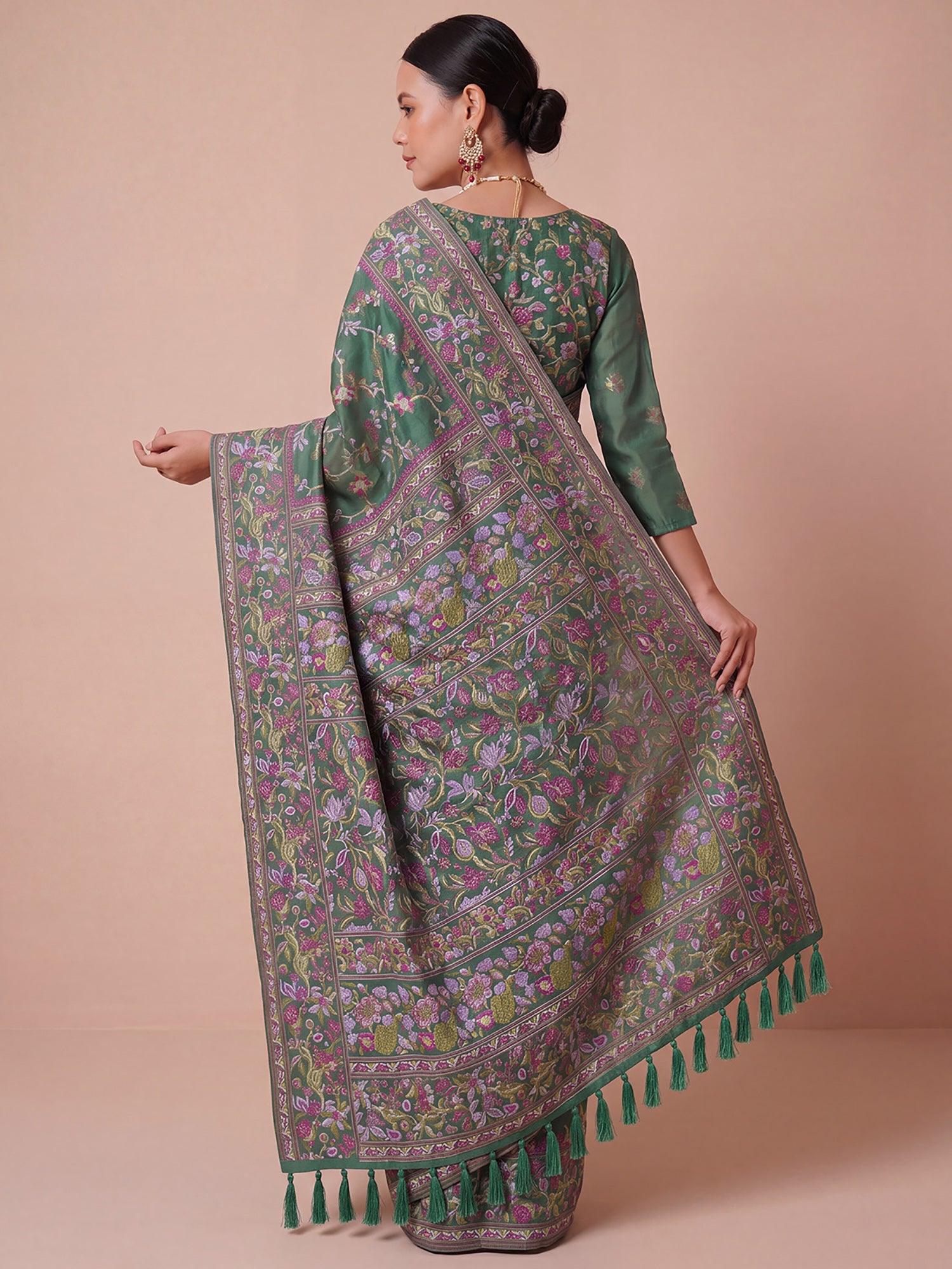 Tealgreen Organza saree – detail view 1