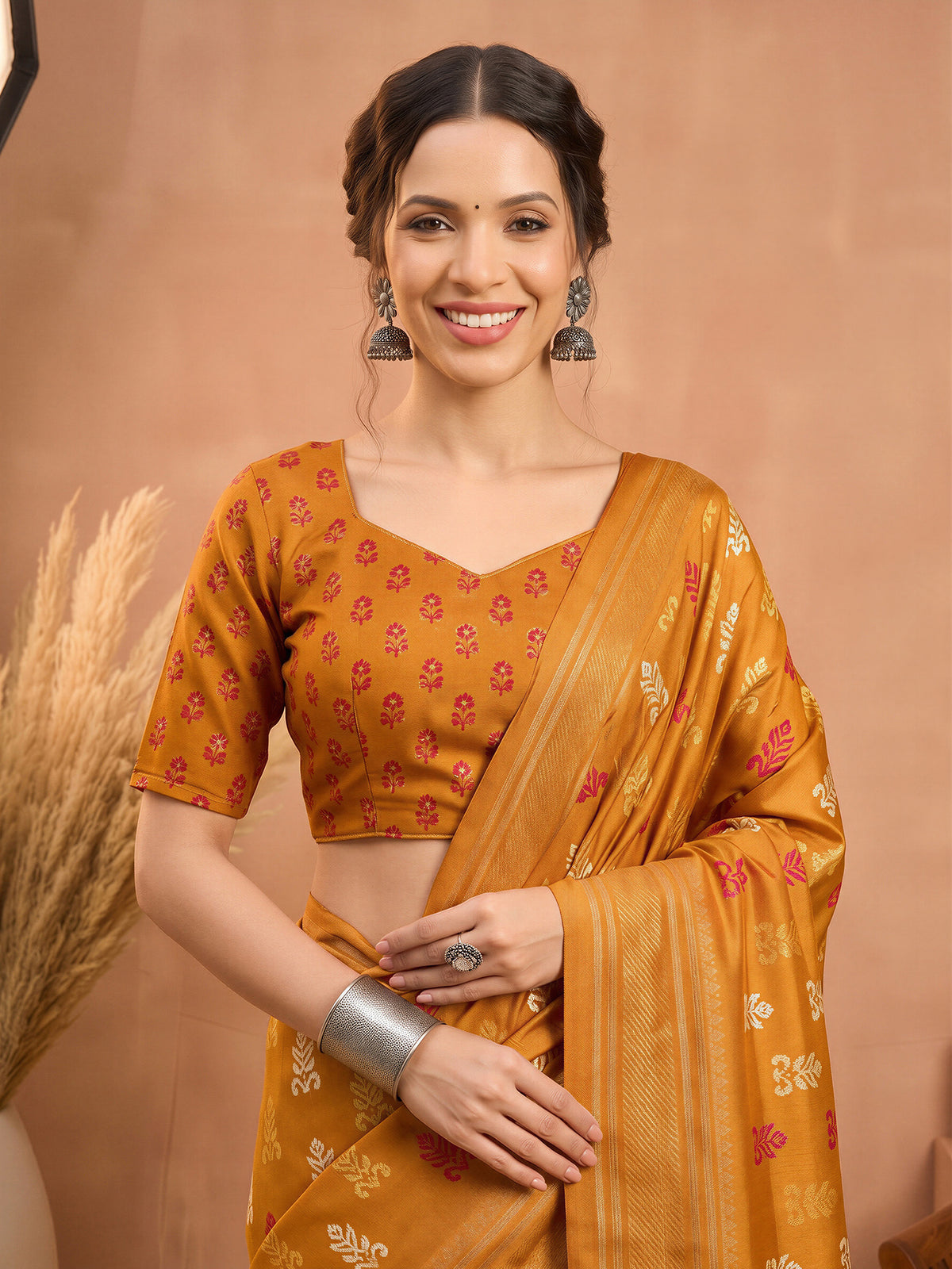 Mustard Silk Blend saree – detail view 4