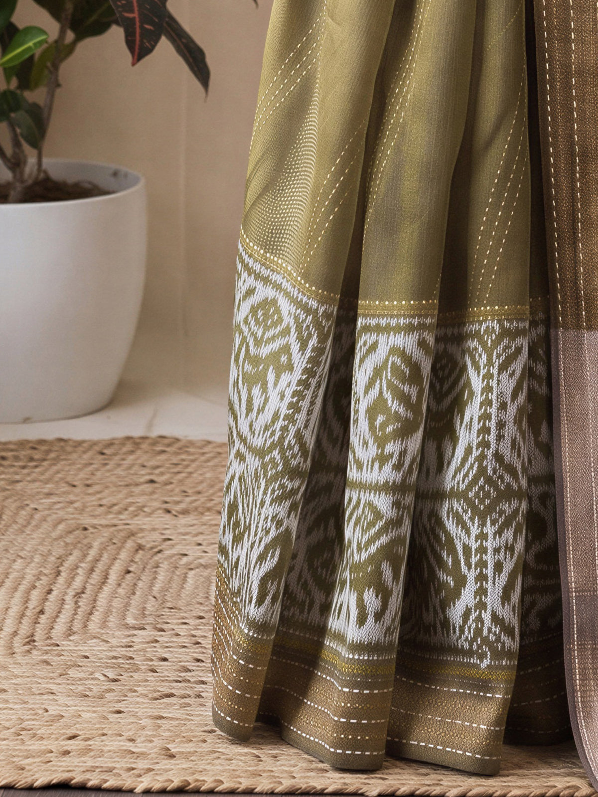 Olive Silk Cotton saree – detail view 4