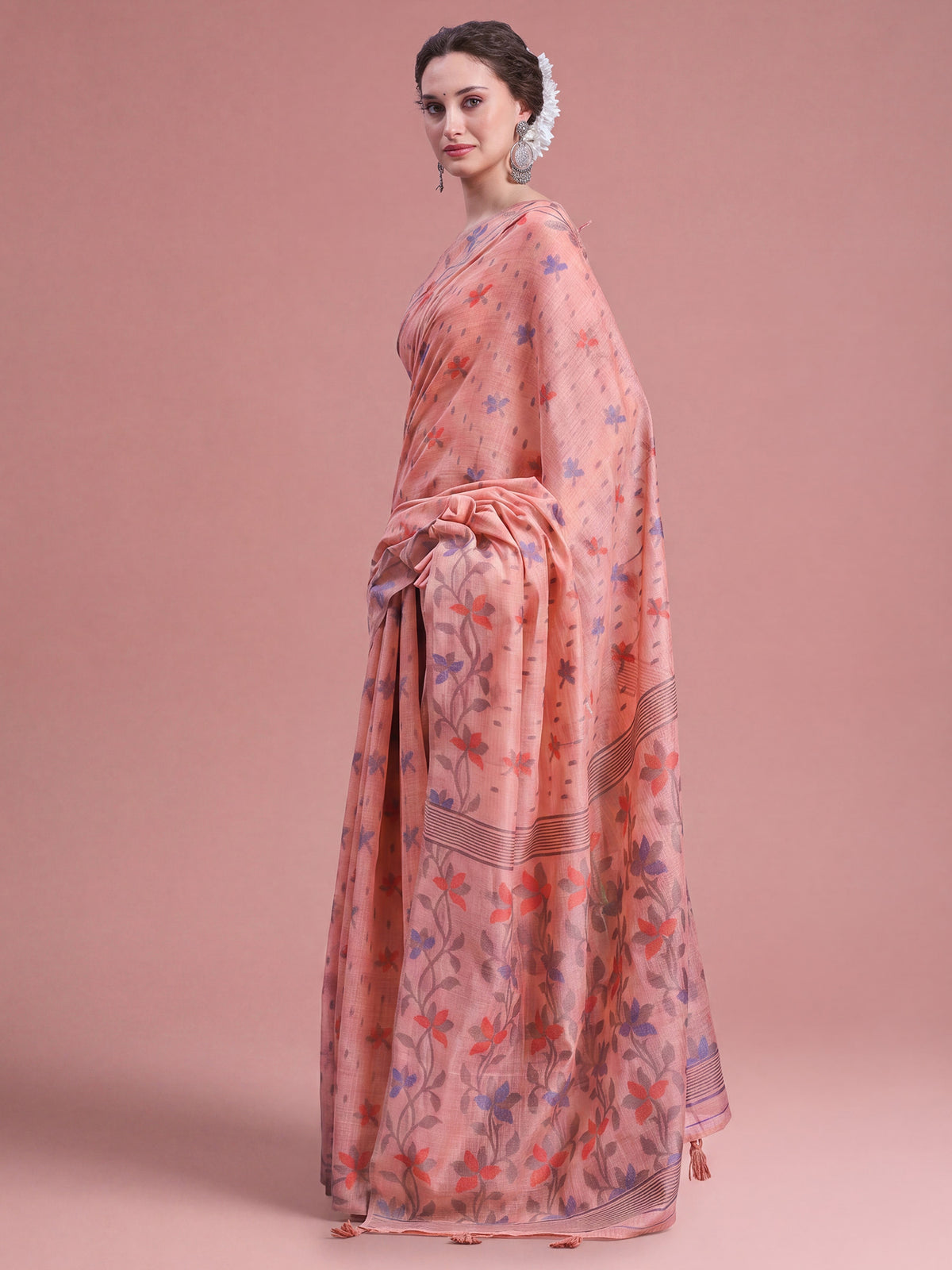 Peach Linen saree – detail view 2