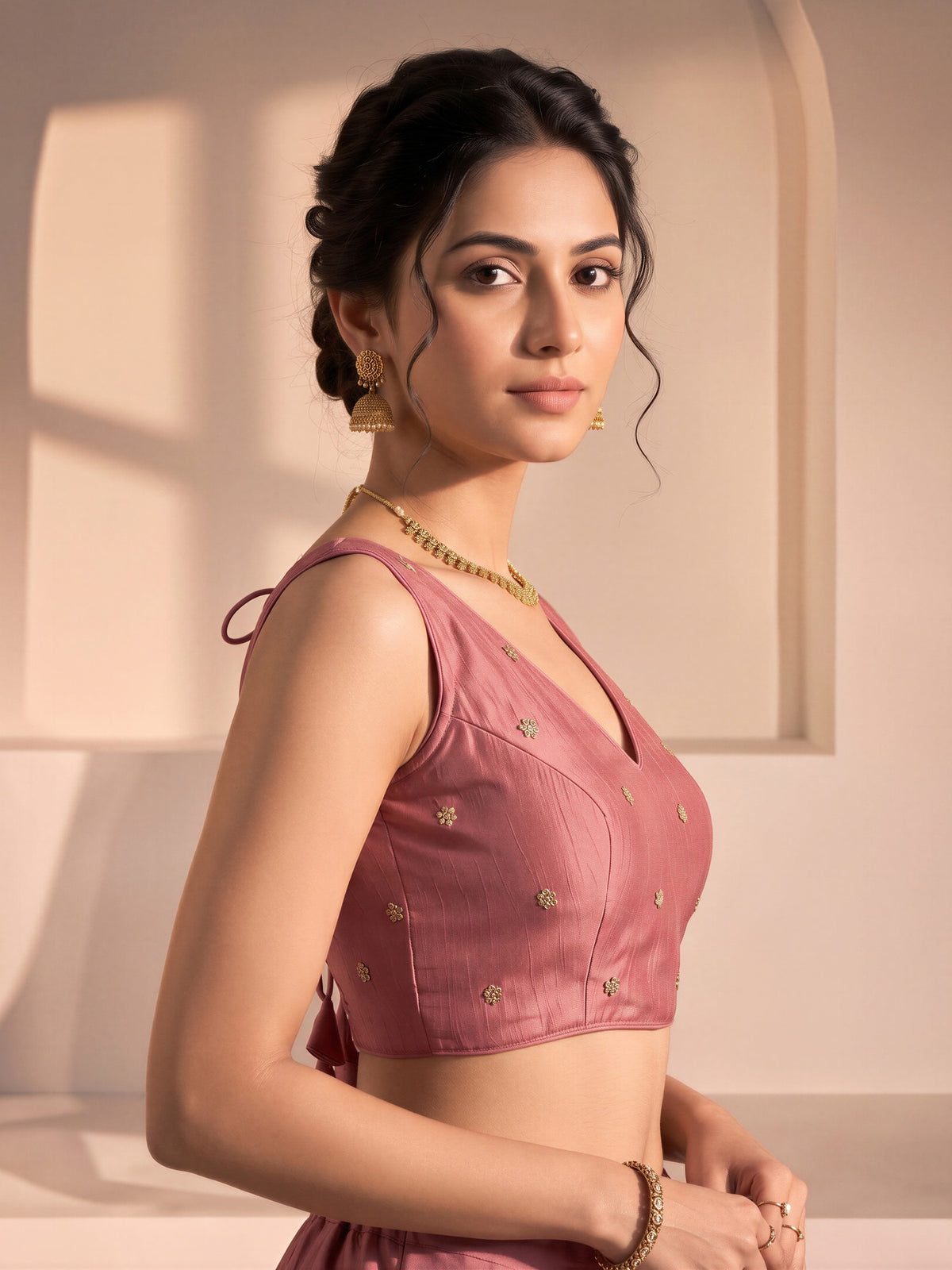 Peach sequin embellished vichitra silk sleeveless readymade saree blouse with v neck view 2
