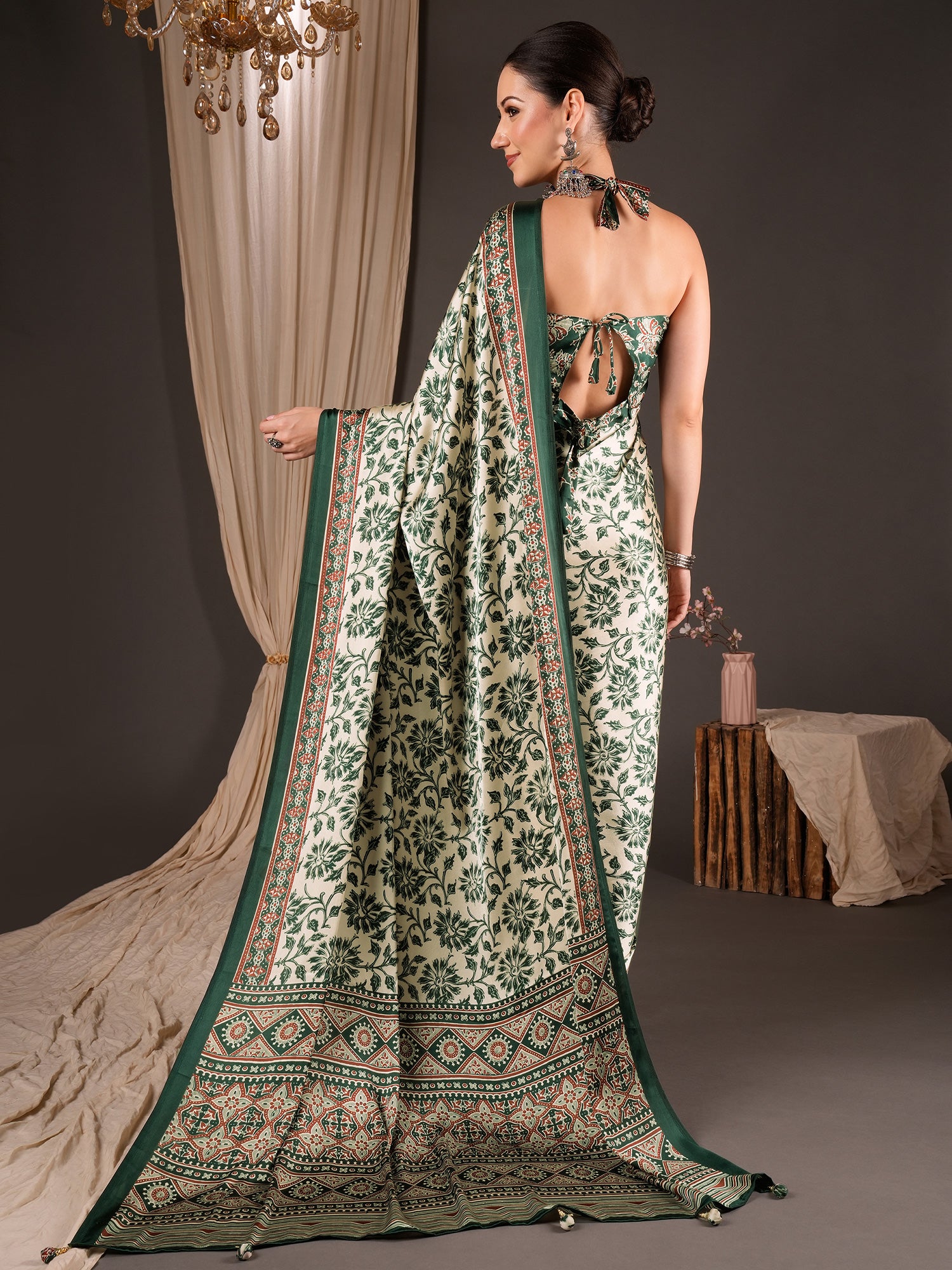 Cream Satin saree – detail view 1