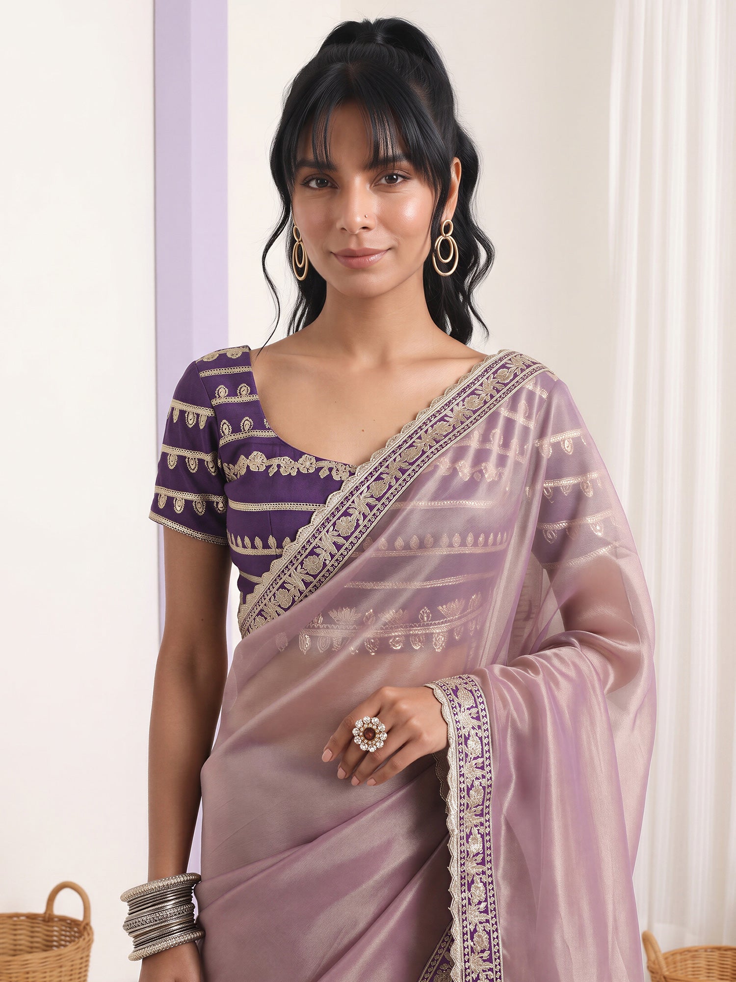 Lavender Net saree – detail view 4