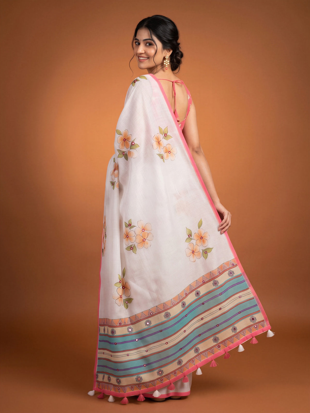 Off White Linen Blend saree – detail view 1