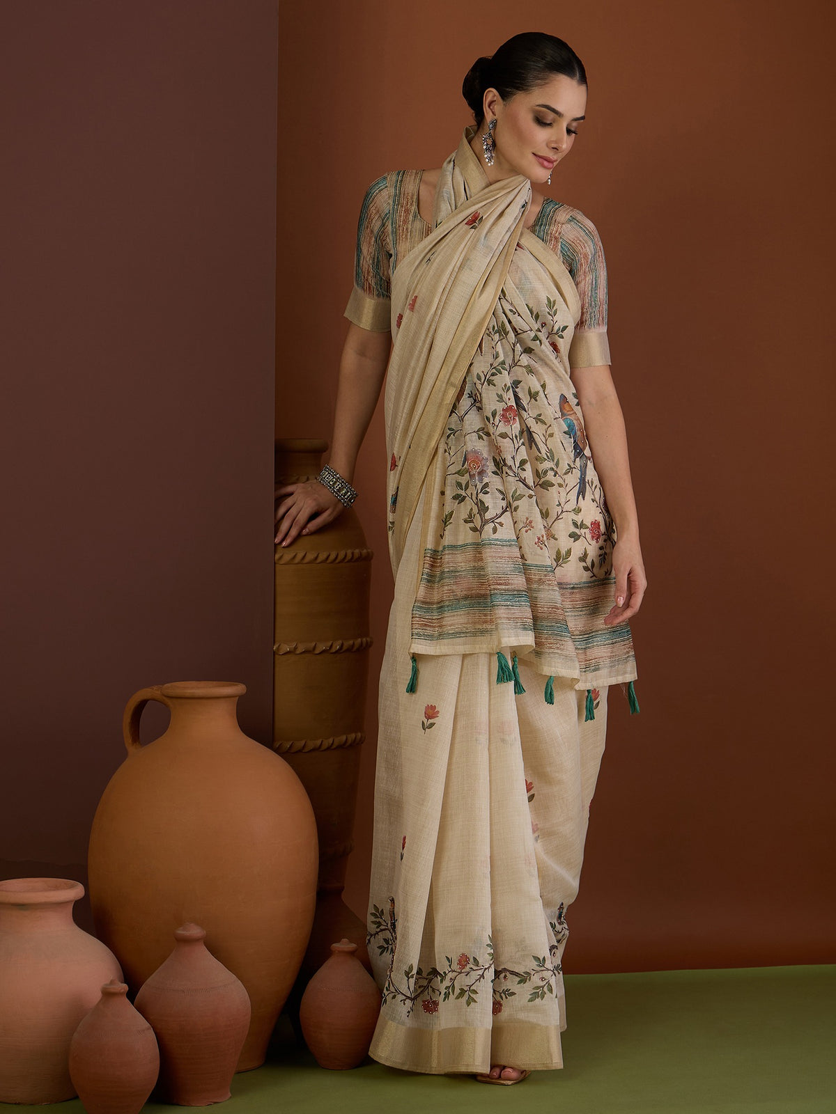 Beige linen blend saree view 4