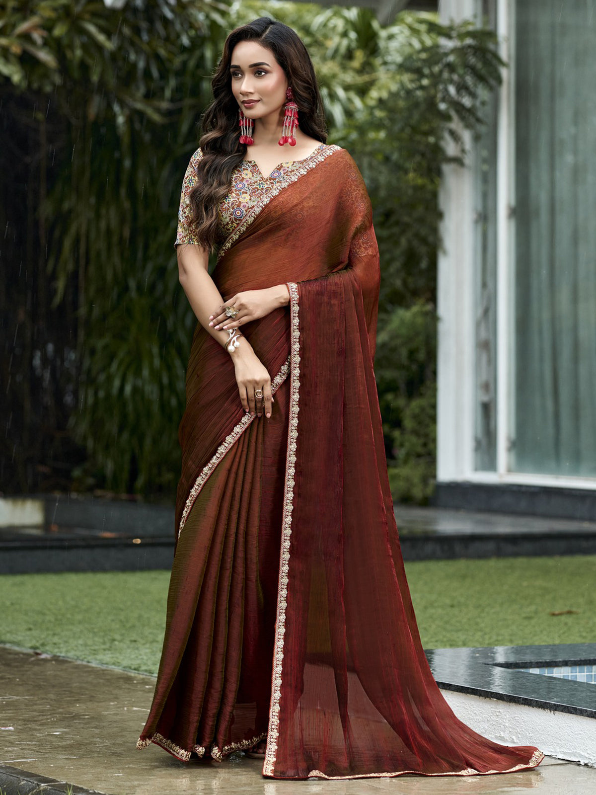 Brown solid chiffon saree with brown blouse piece