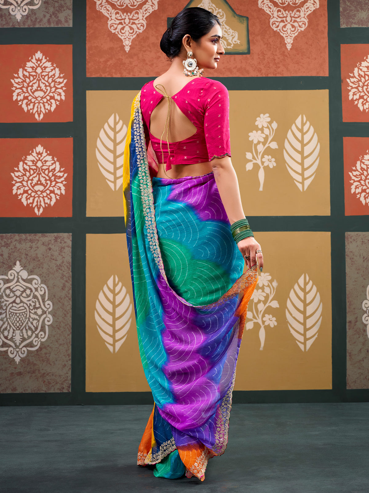 Multicolored Chiffon saree – detail view 1