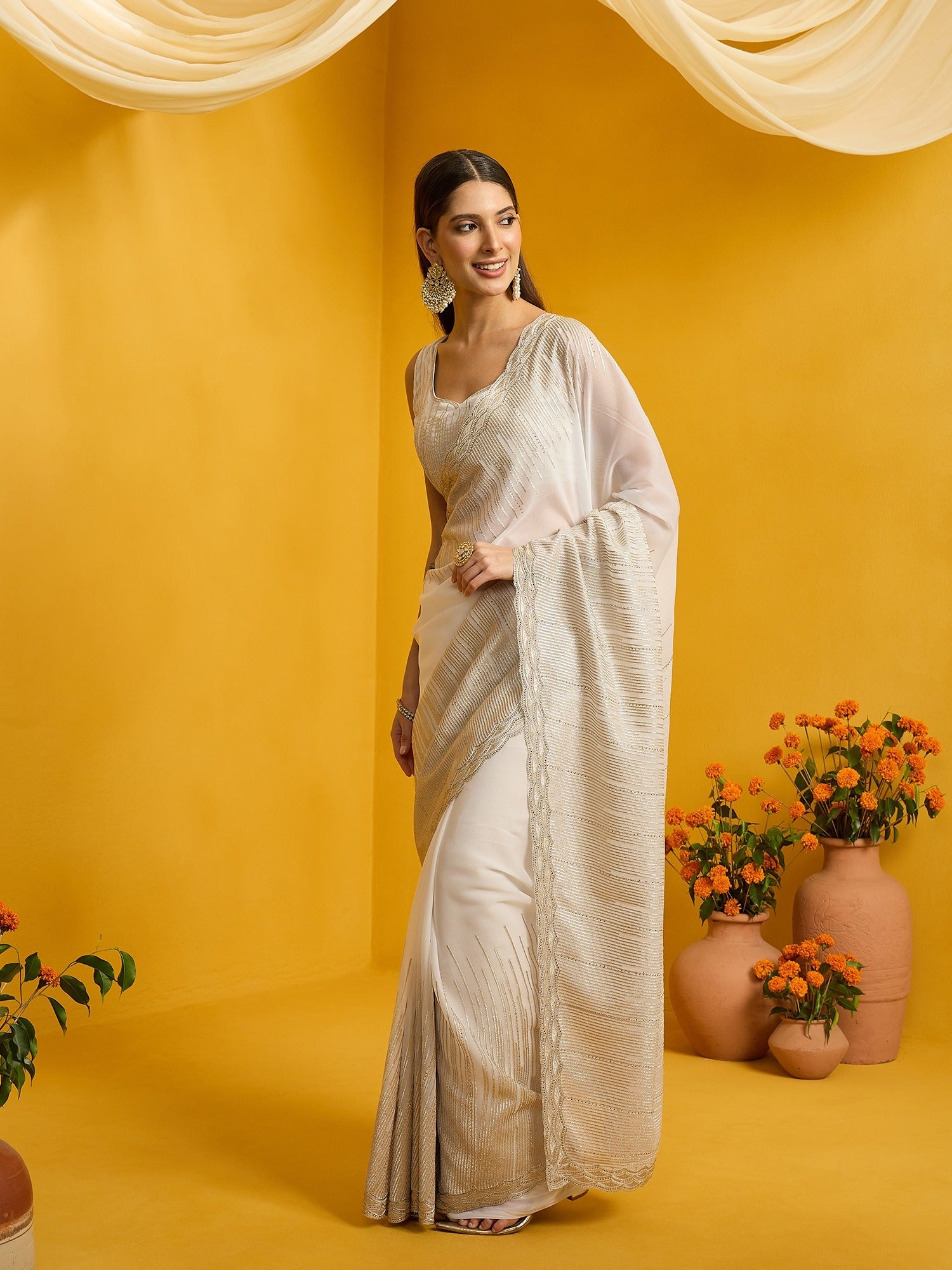 Off White Pure Georgette saree – detail view 1