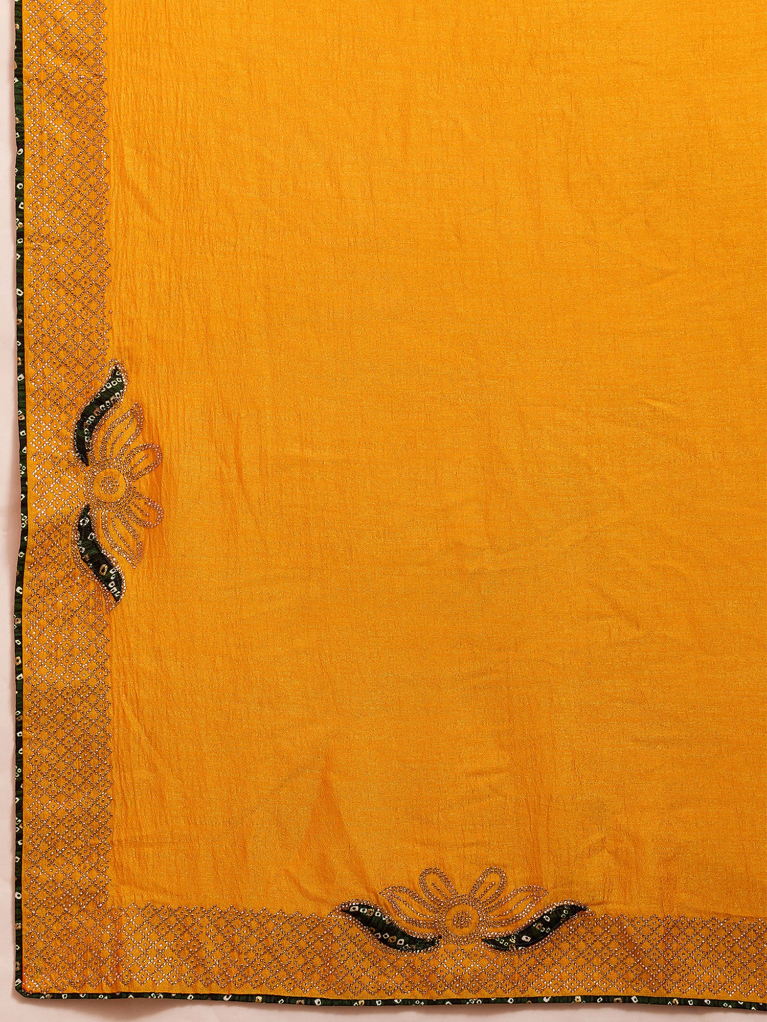 Yellow Vichitra Silk saree – detail view 5