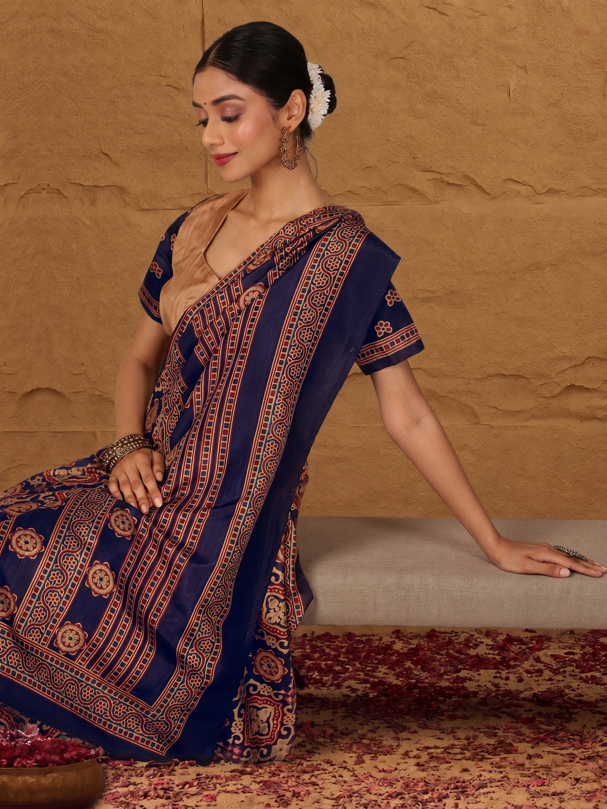 Navy Blue Silk Blend saree – detail view 4