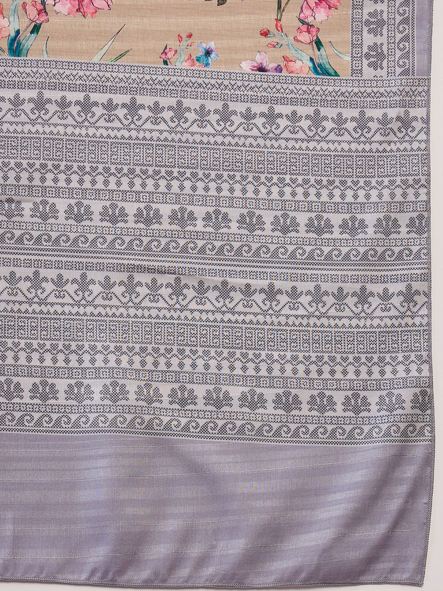 Beige Silk Blend saree – detail view 5