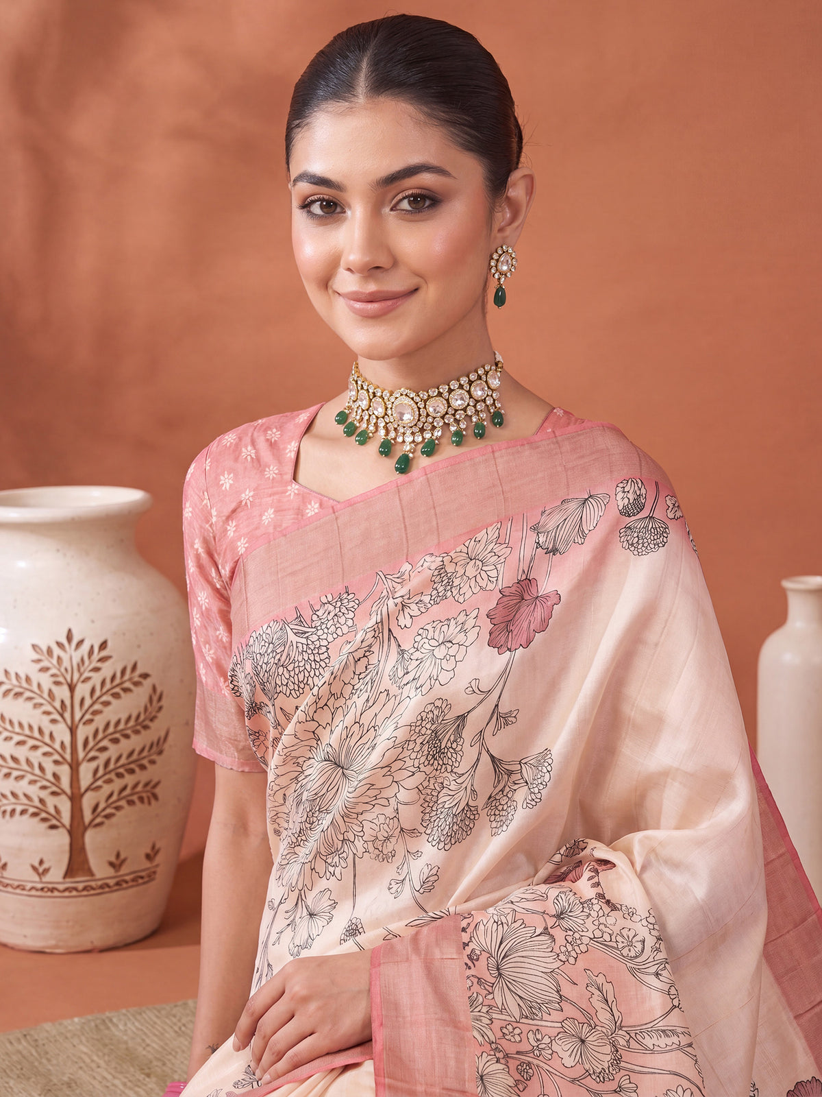 Off White Satin Silk saree – detail view 4