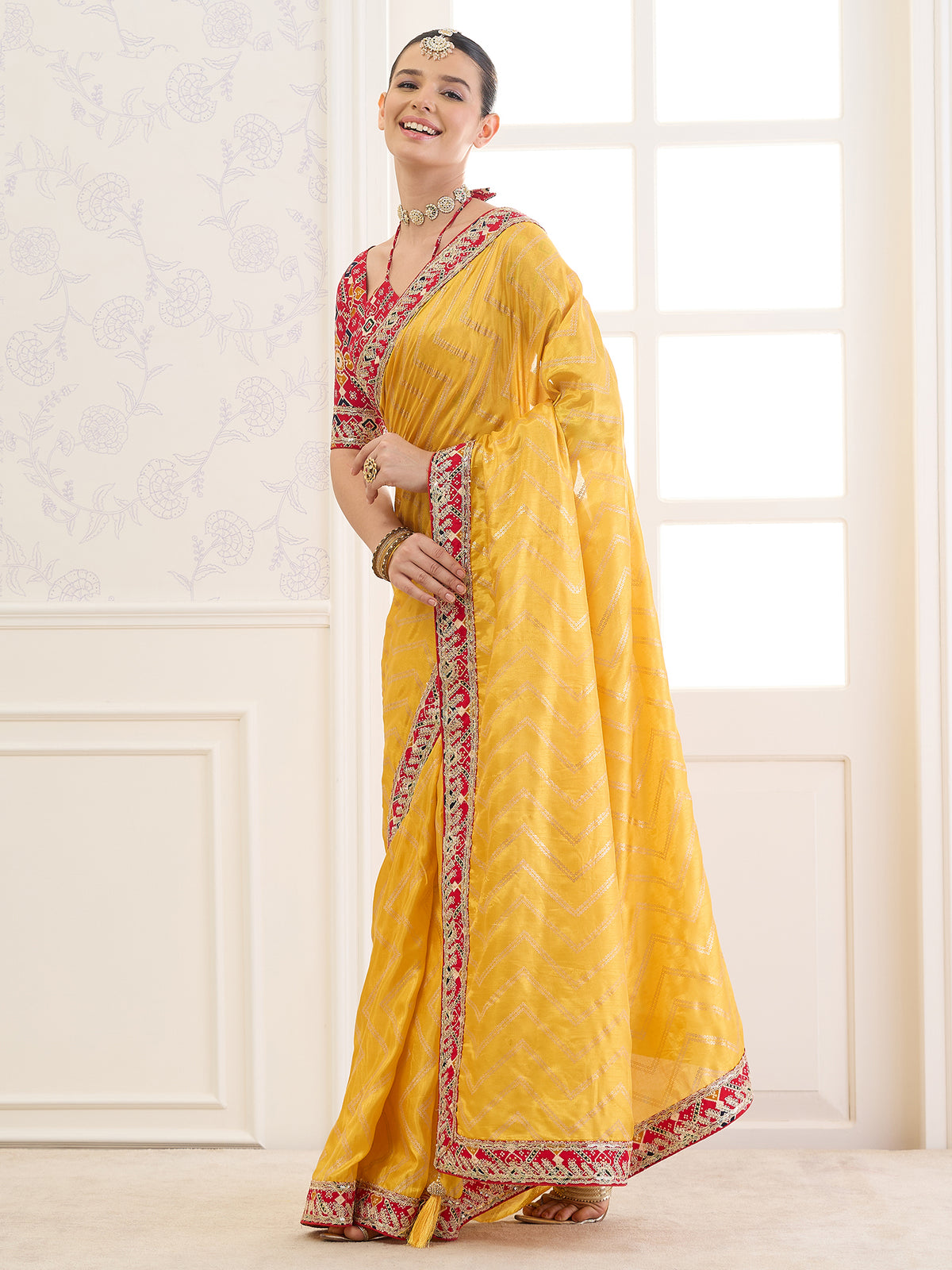 Yellow Dola Silk saree – detail view 2
