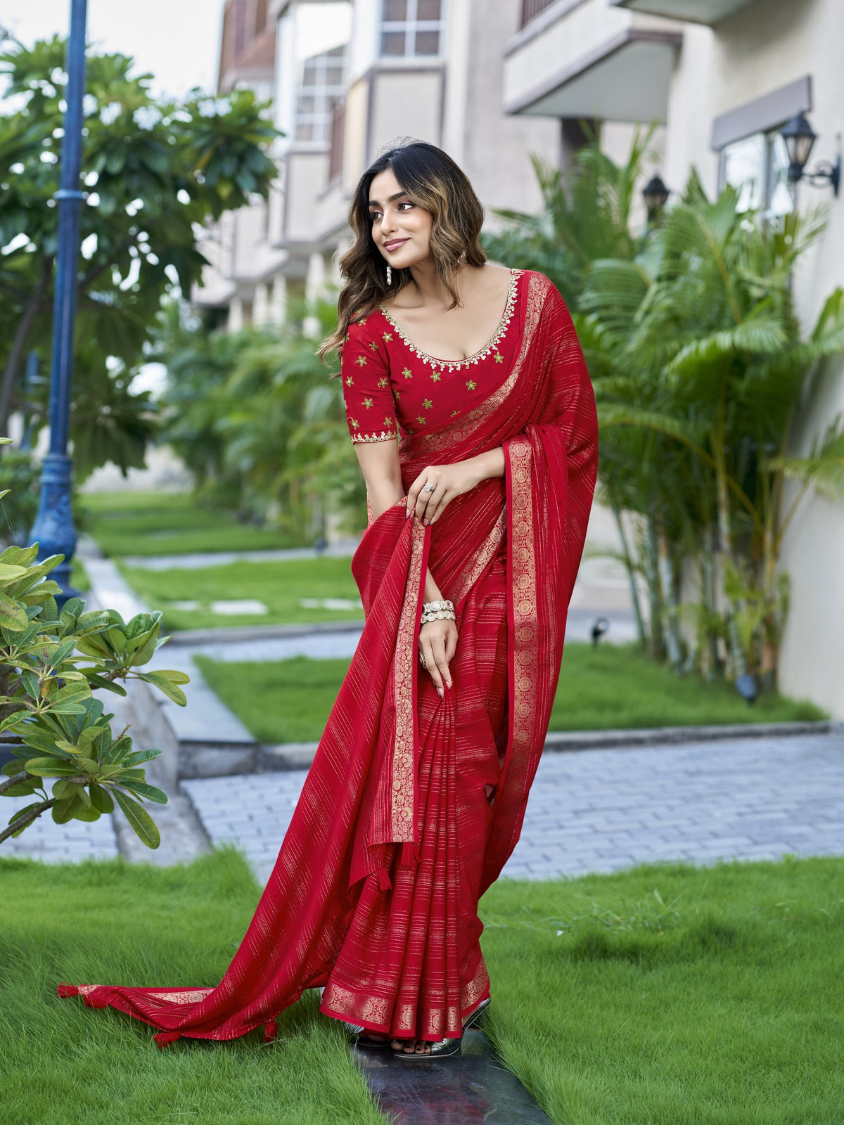 Red jacquard saree view 4