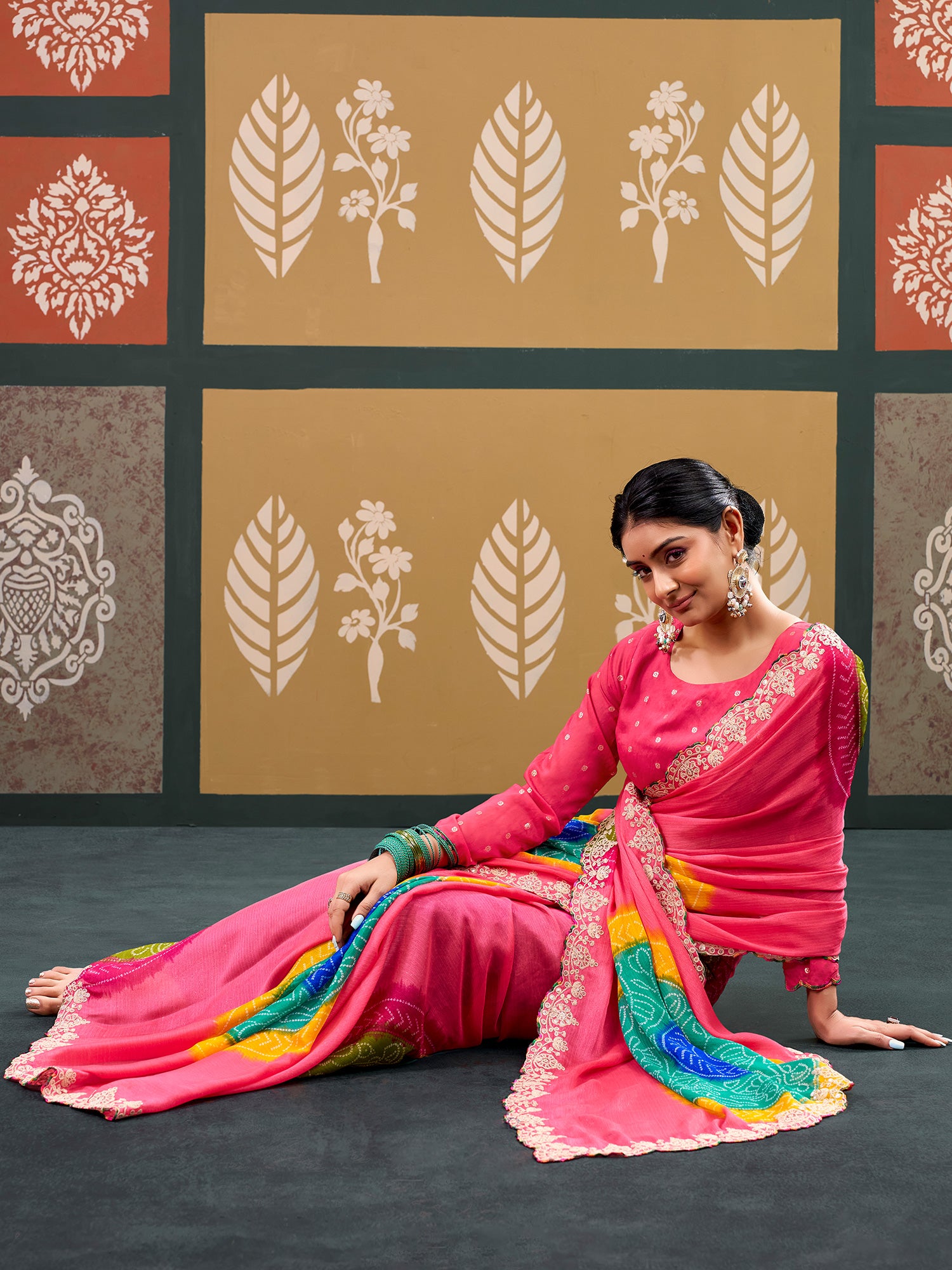 Pink Chiffon saree – detail view 1