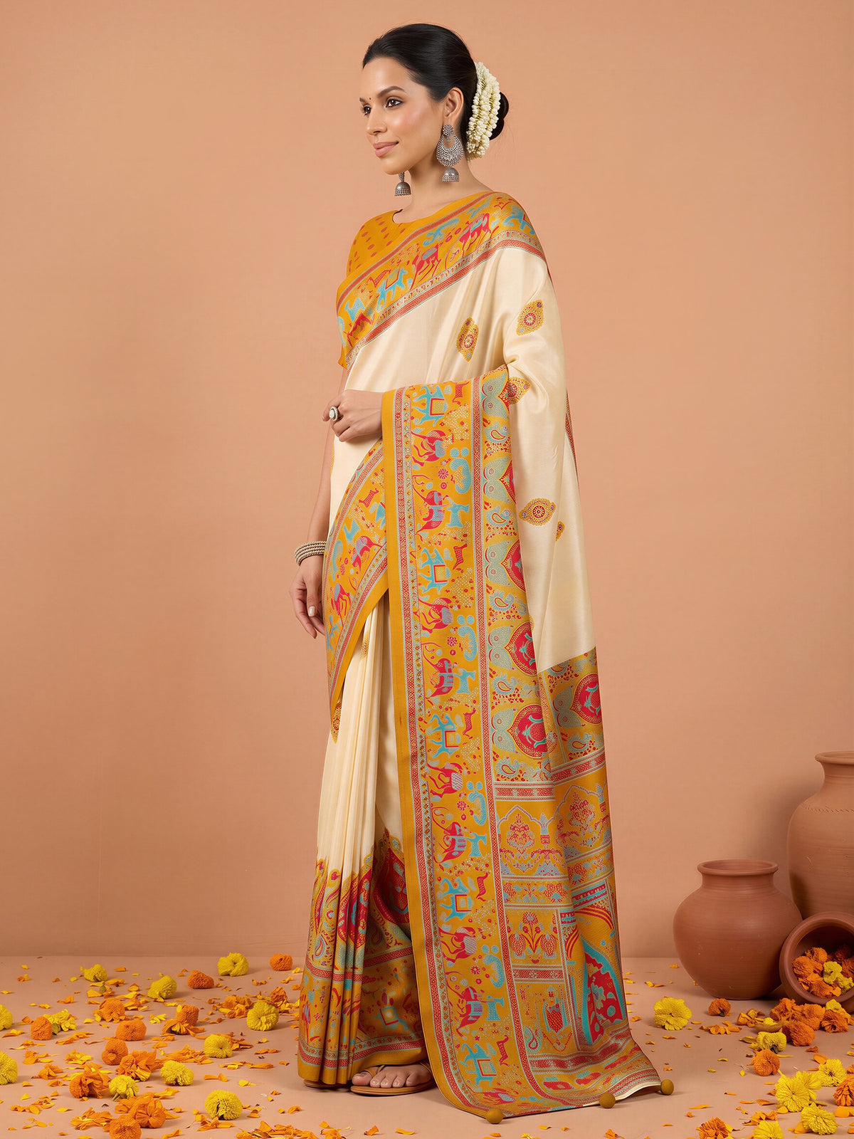 Mustard Silk Blend saree – detail view 2