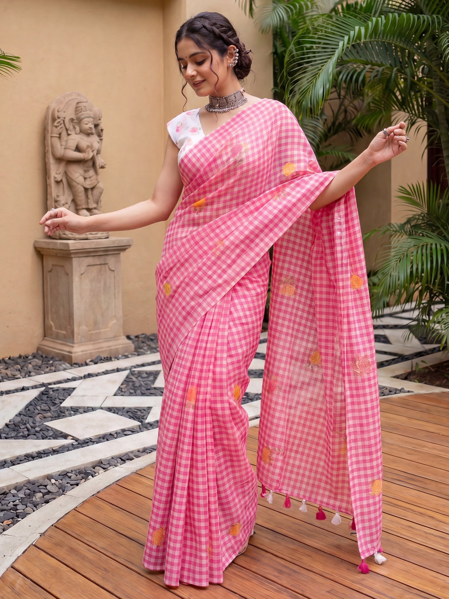 Pink Linen saree – detail view 3