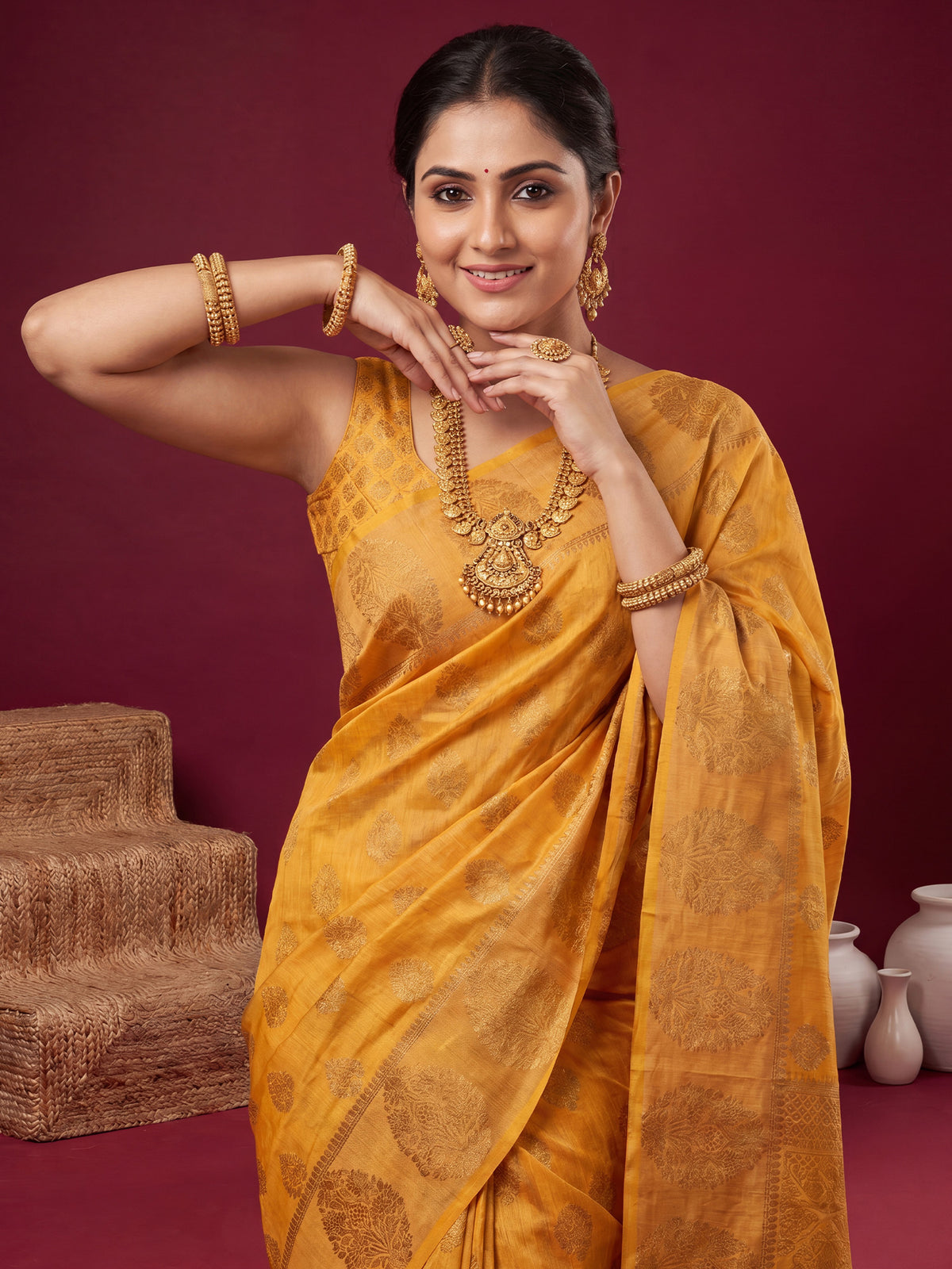 Mustard Silk Blend saree – detail view 4