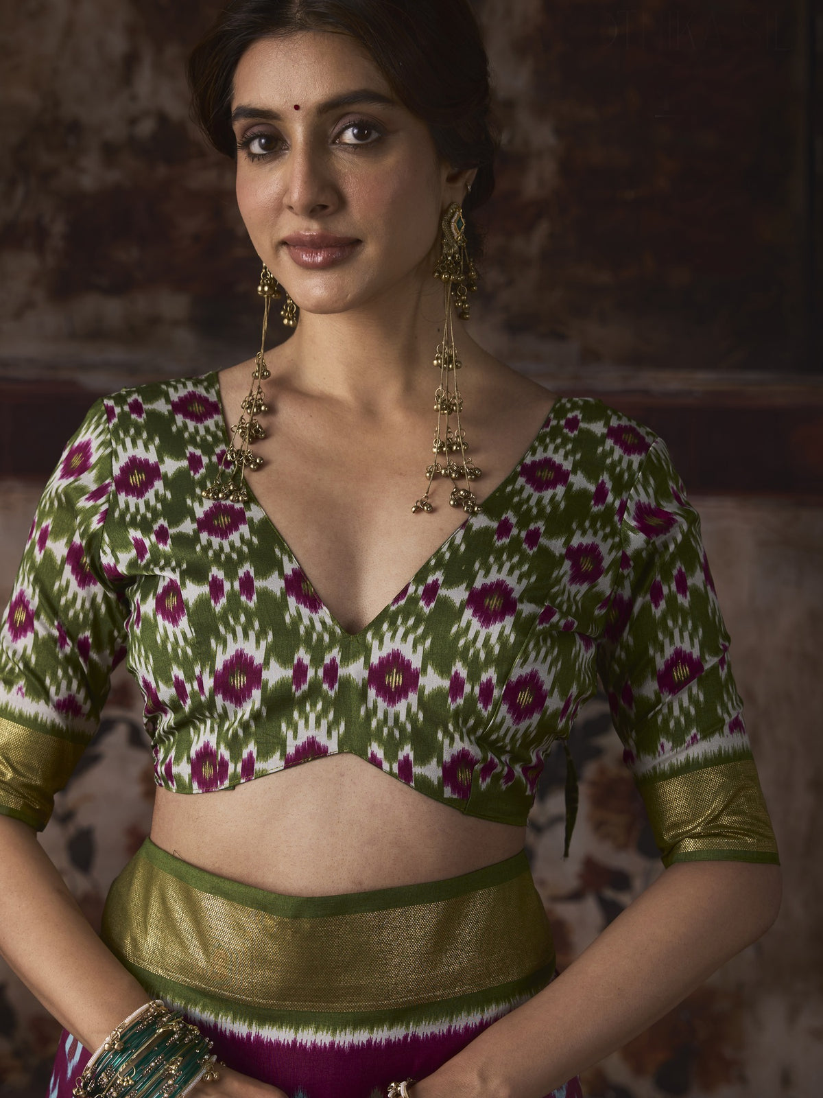 Purple silk blend saree view 1
