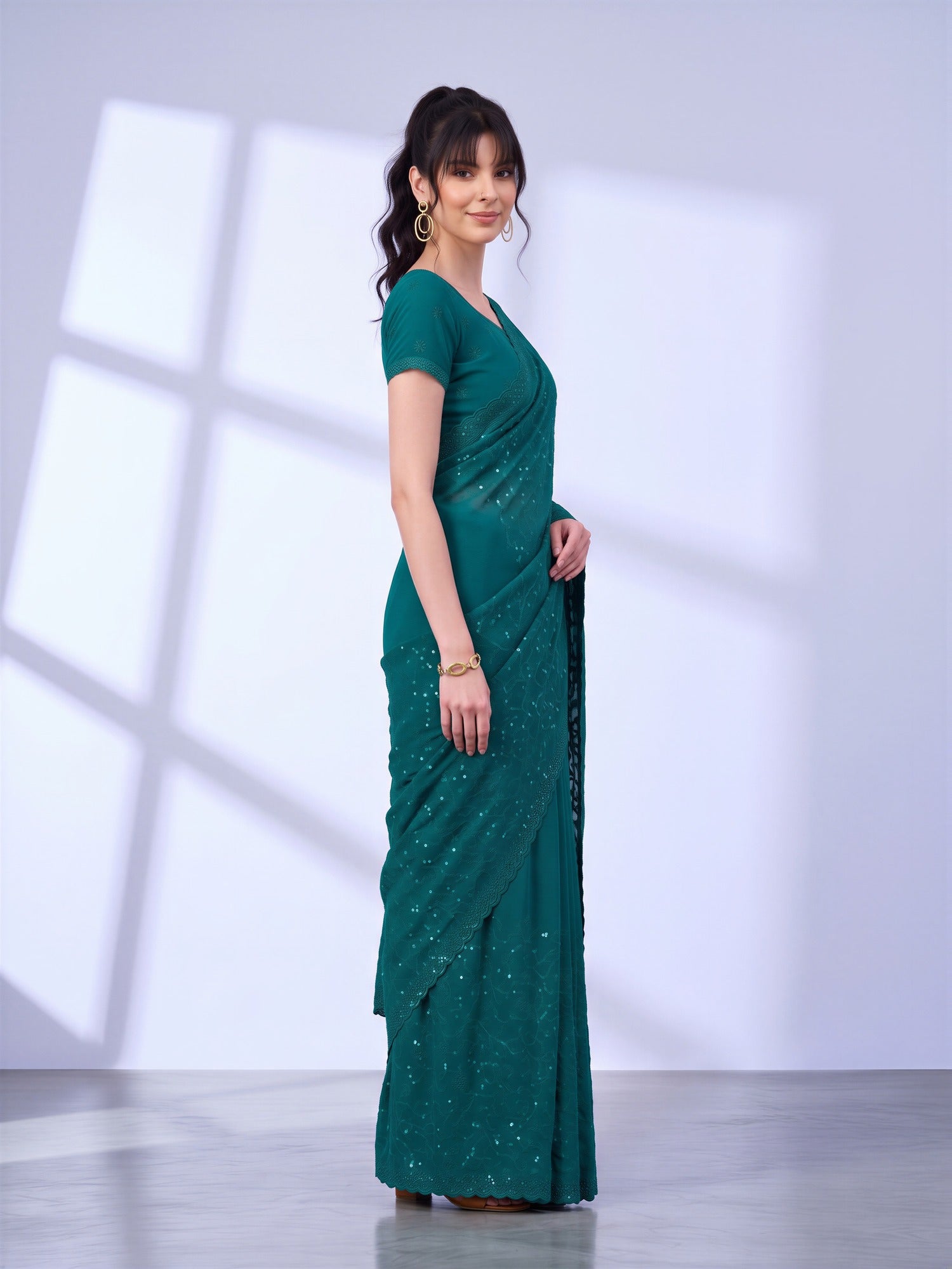 Teal Green Tissue saree – detail view 2