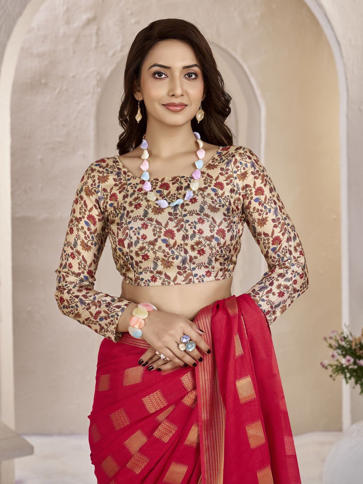 Red georgette saree view 2