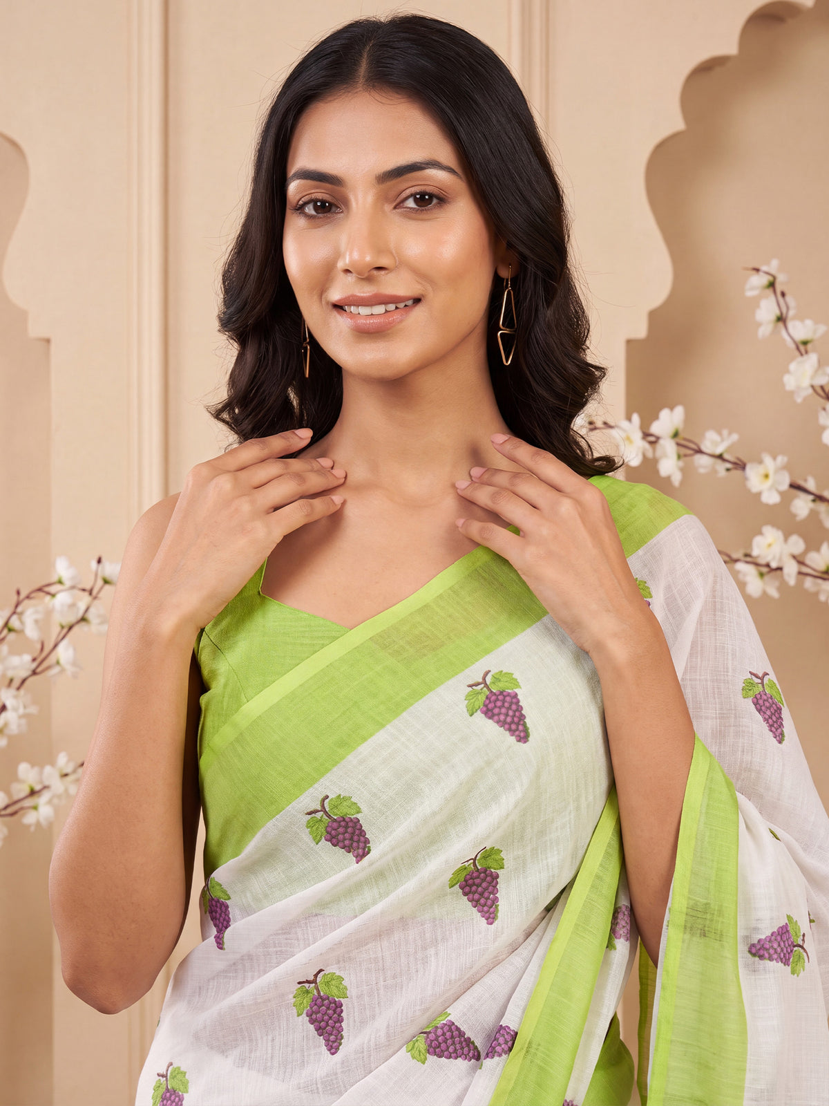 Lime Green Cotton Linen saree – detail view 4